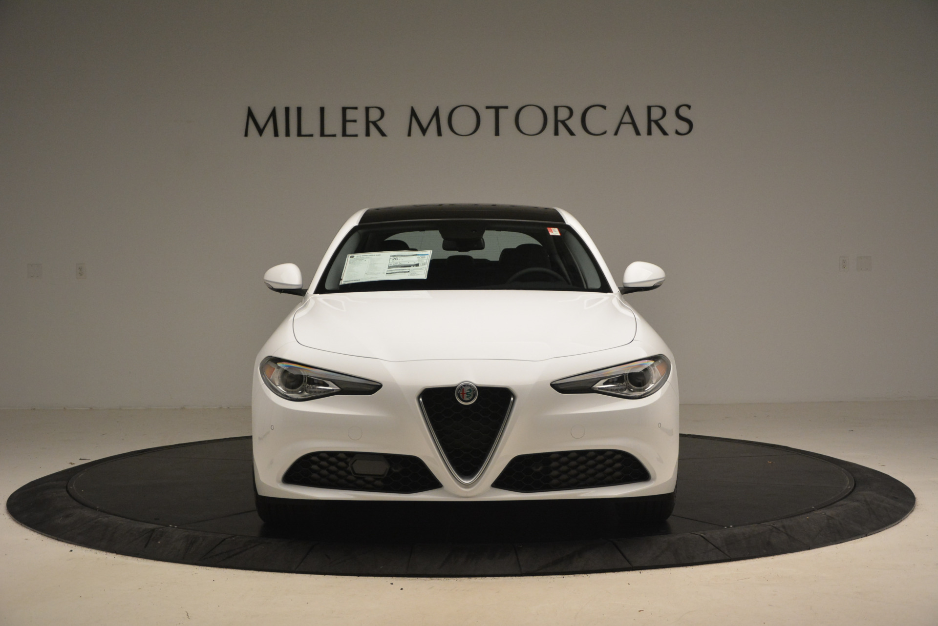 New-2017-Alfa-Romeo-Giulia-Ti-Q4