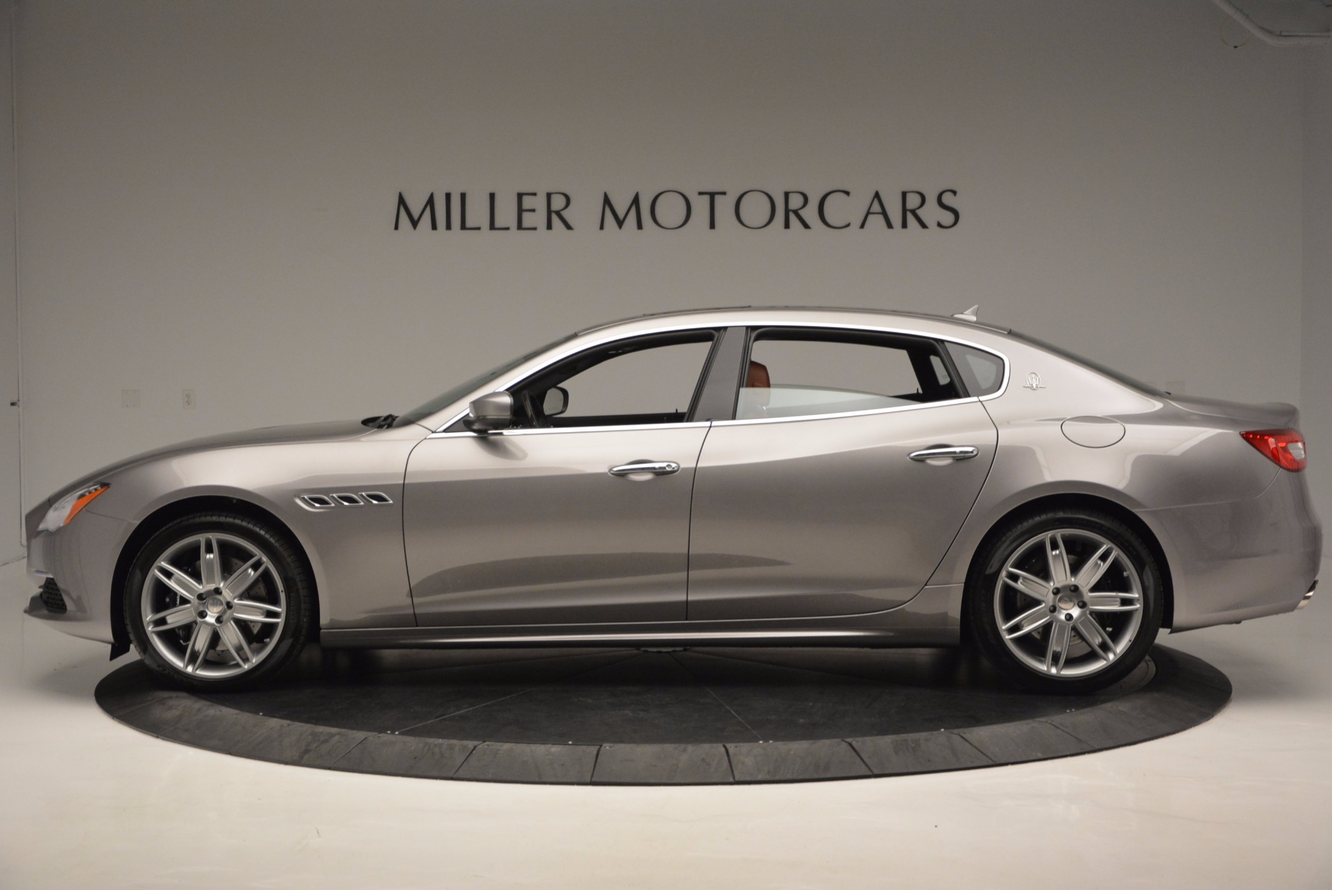 New-2017-Maserati-Quattroporte-S-Q4-GranLusso