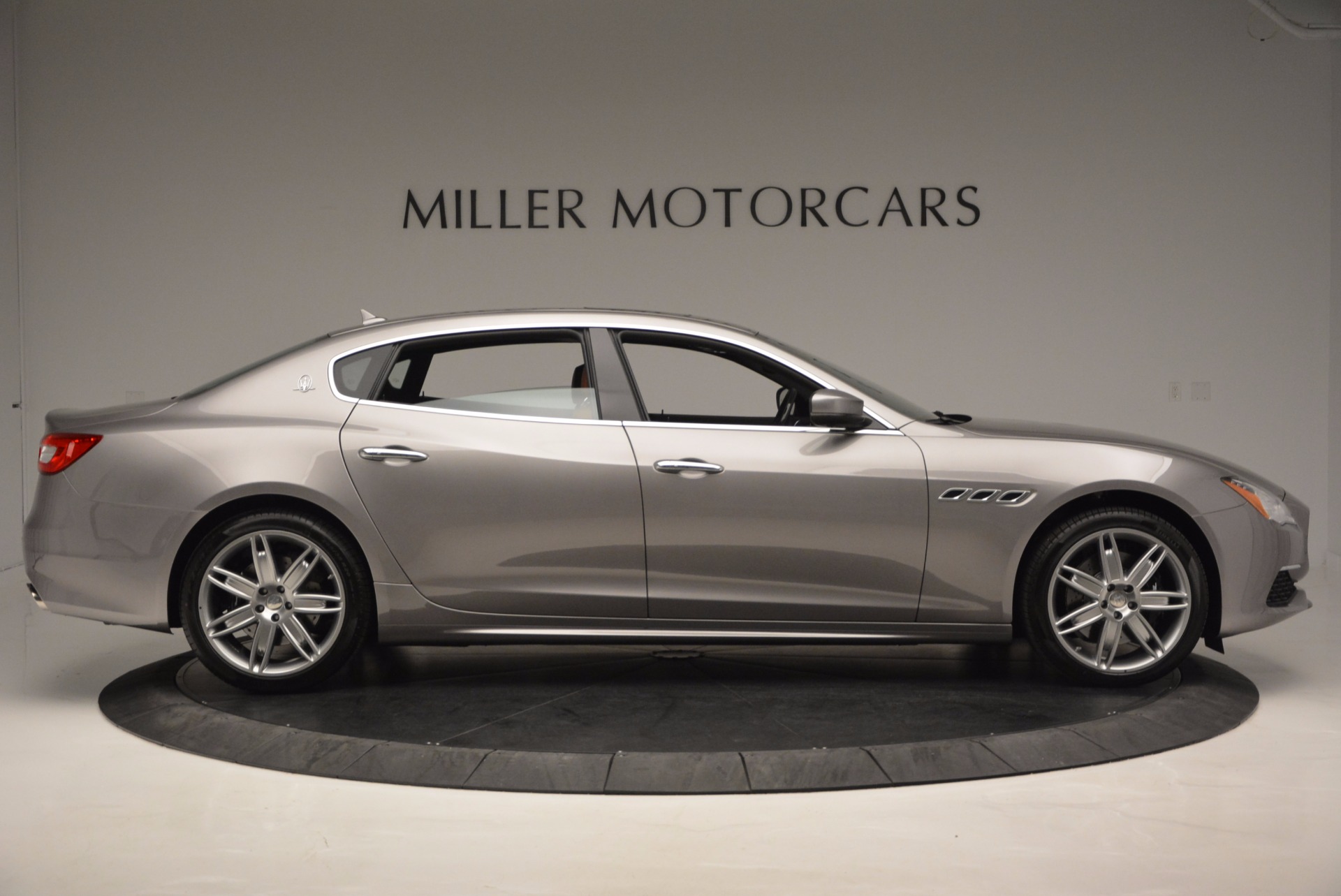 New-2017-Maserati-Quattroporte-S-Q4-GranLusso