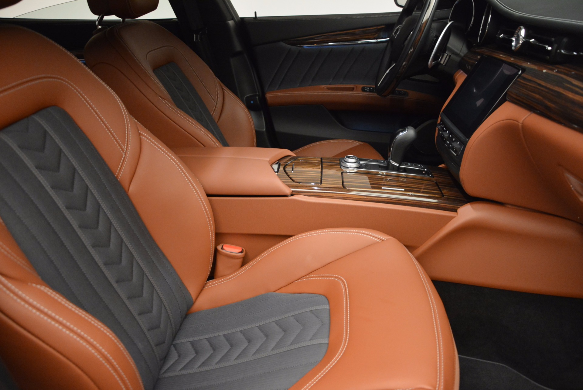 New-2017-Maserati-Quattroporte-S-Q4-GranLusso