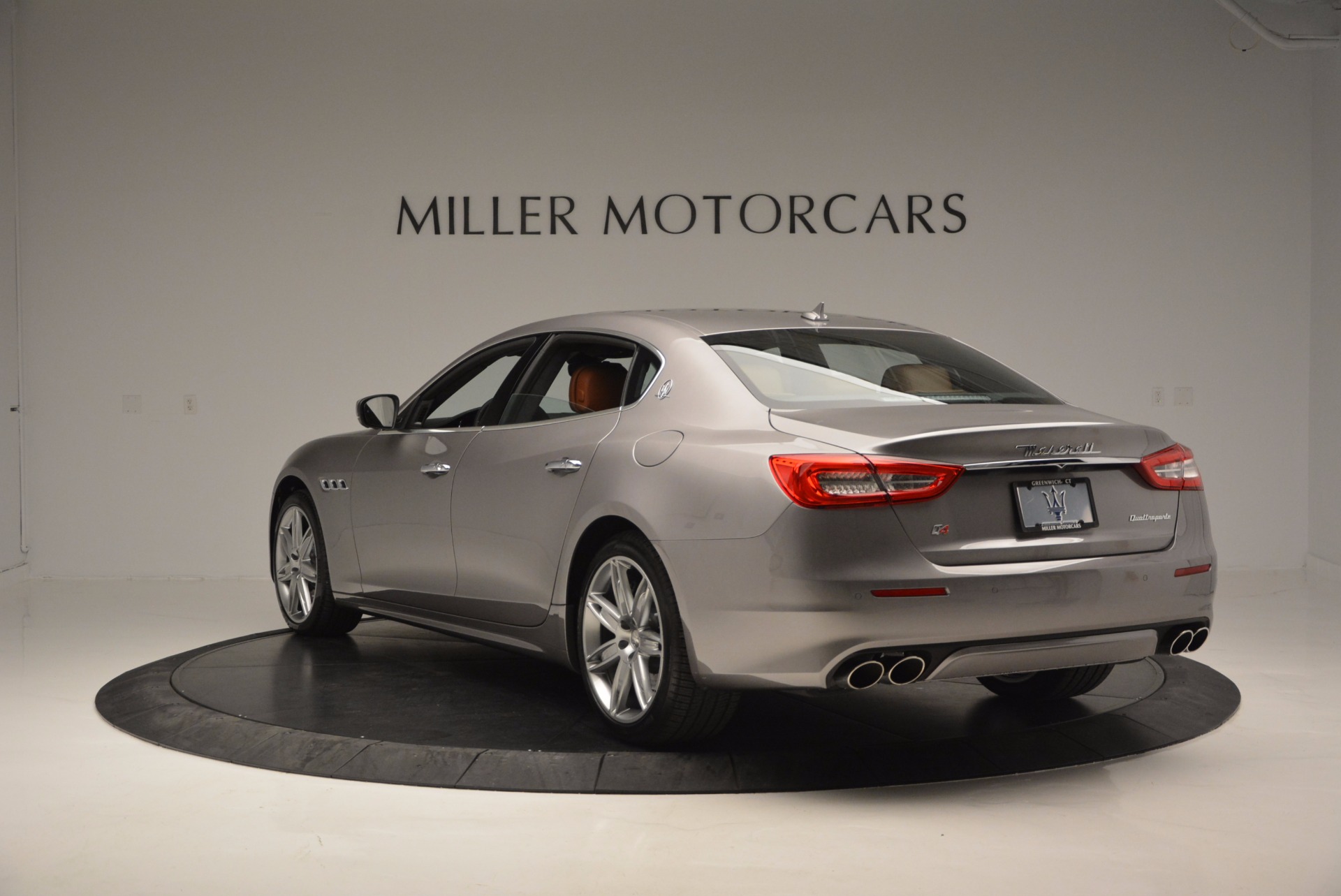 New-2017-Maserati-Quattroporte-S-Q4-GranLusso