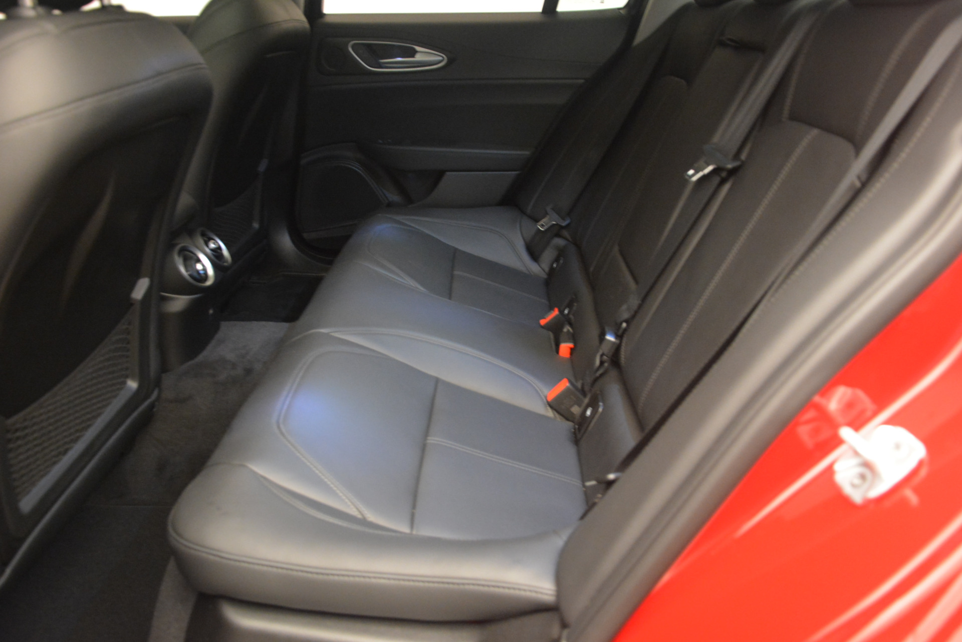 New-2017-Alfa-Romeo-Giulia-Q4