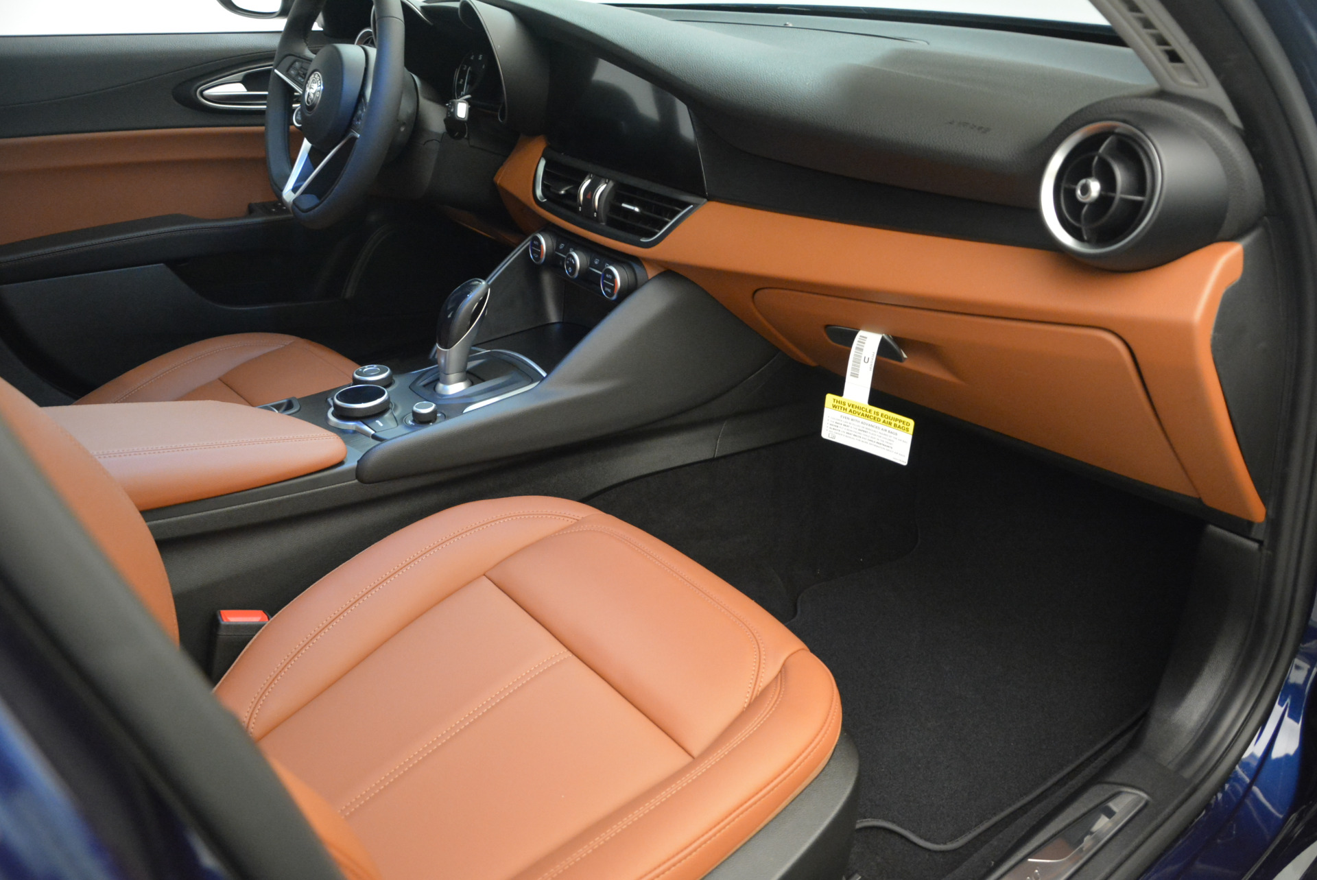 New-2017-Alfa-Romeo-Giulia-Q4