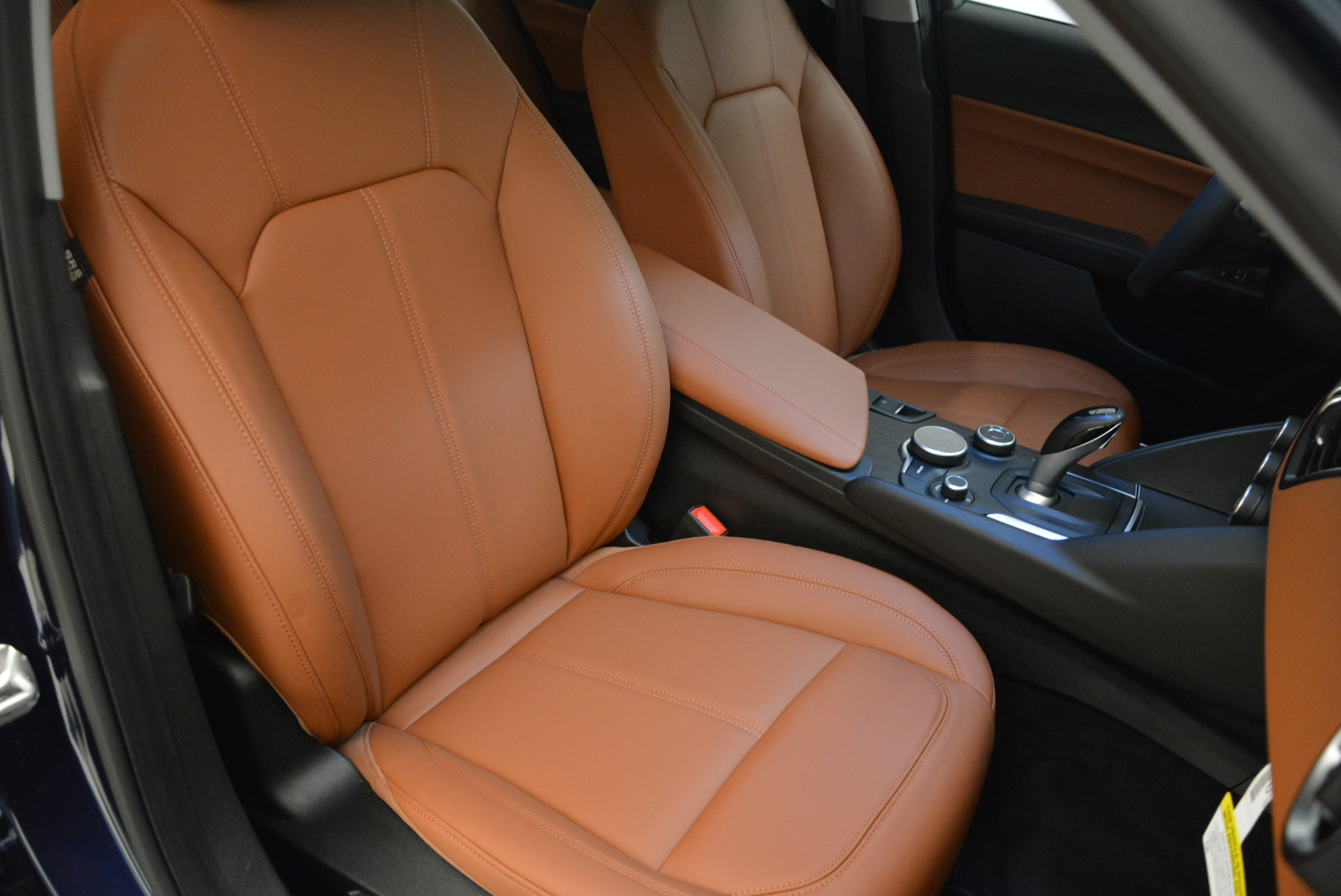 New-2017-Alfa-Romeo-Giulia-Q4