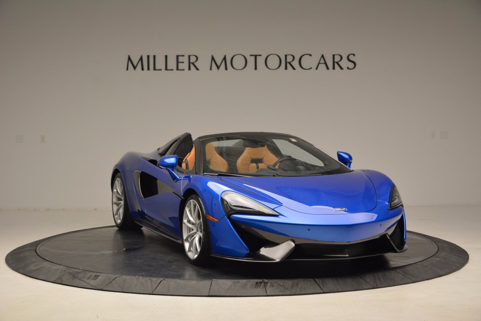 Used-2018-McLaren-570S-Spider