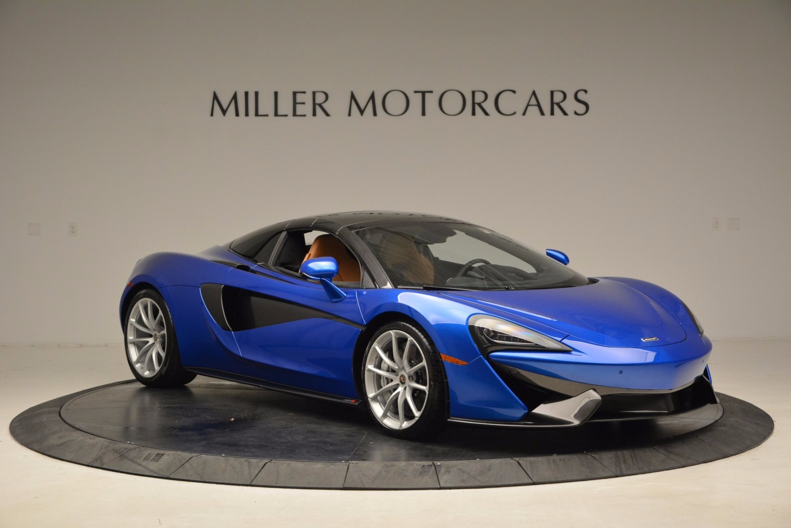 Used-2018-McLaren-570S-Spider