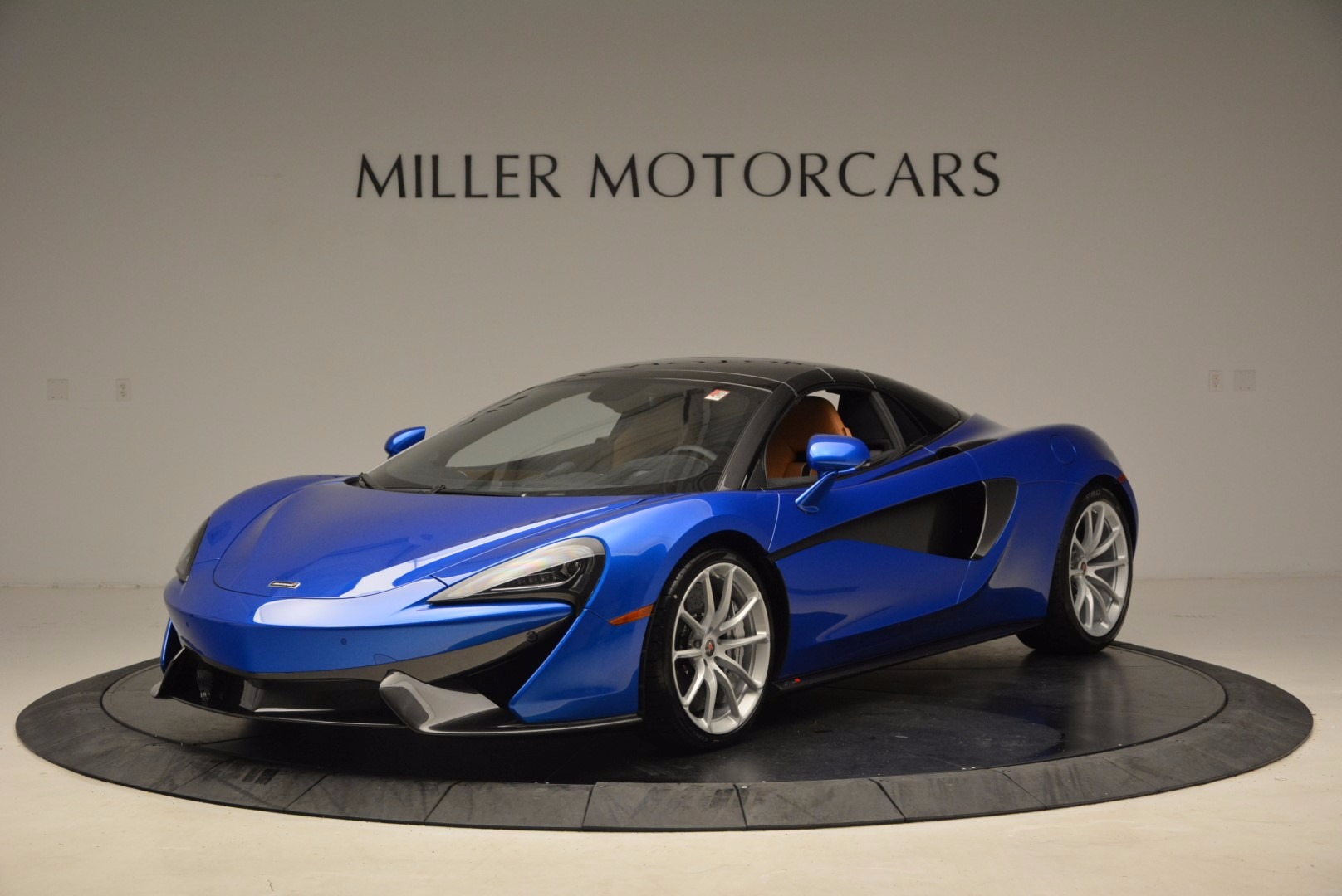 Used-2018-McLaren-570S-Spider