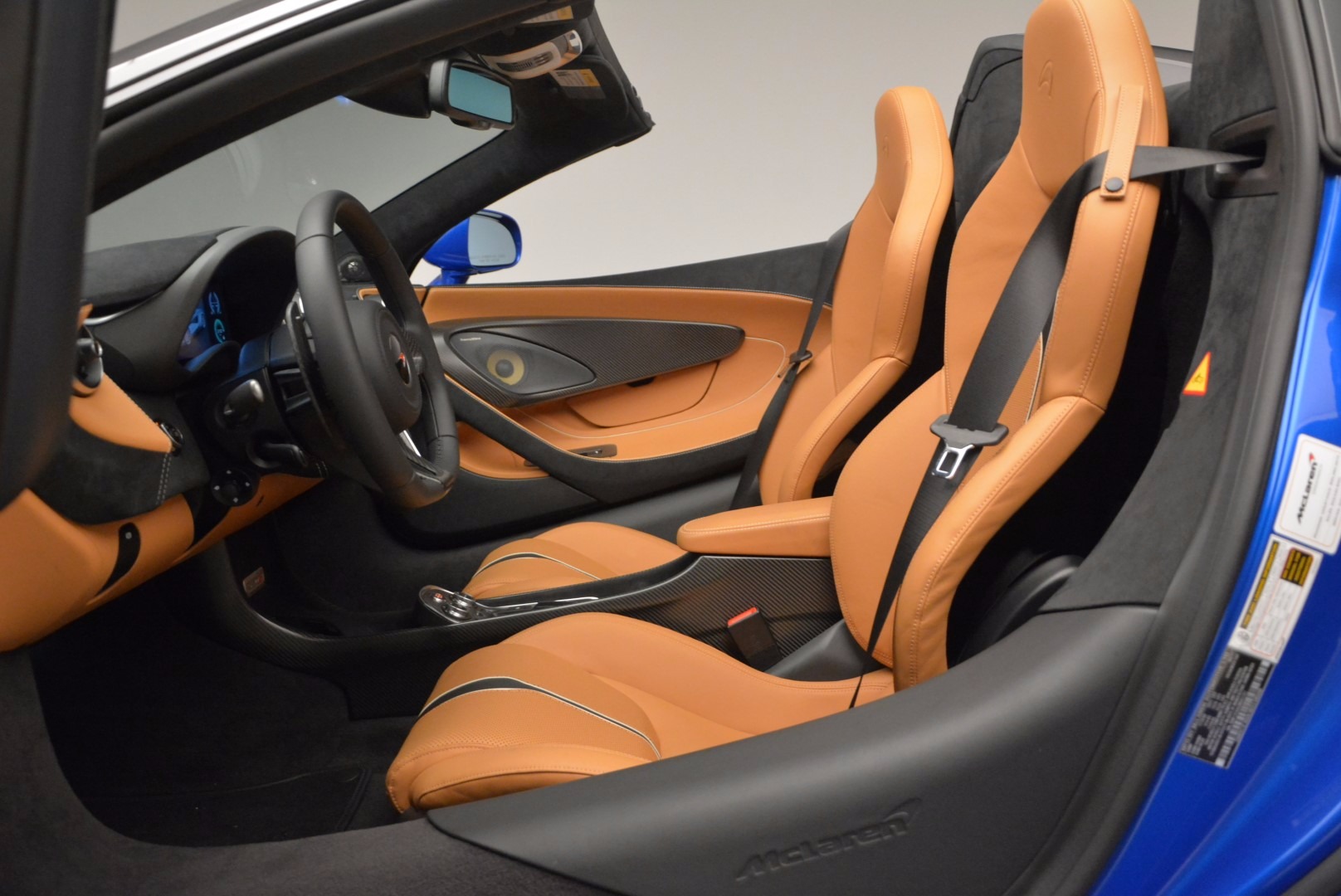 Used-2018-McLaren-570S-Spider