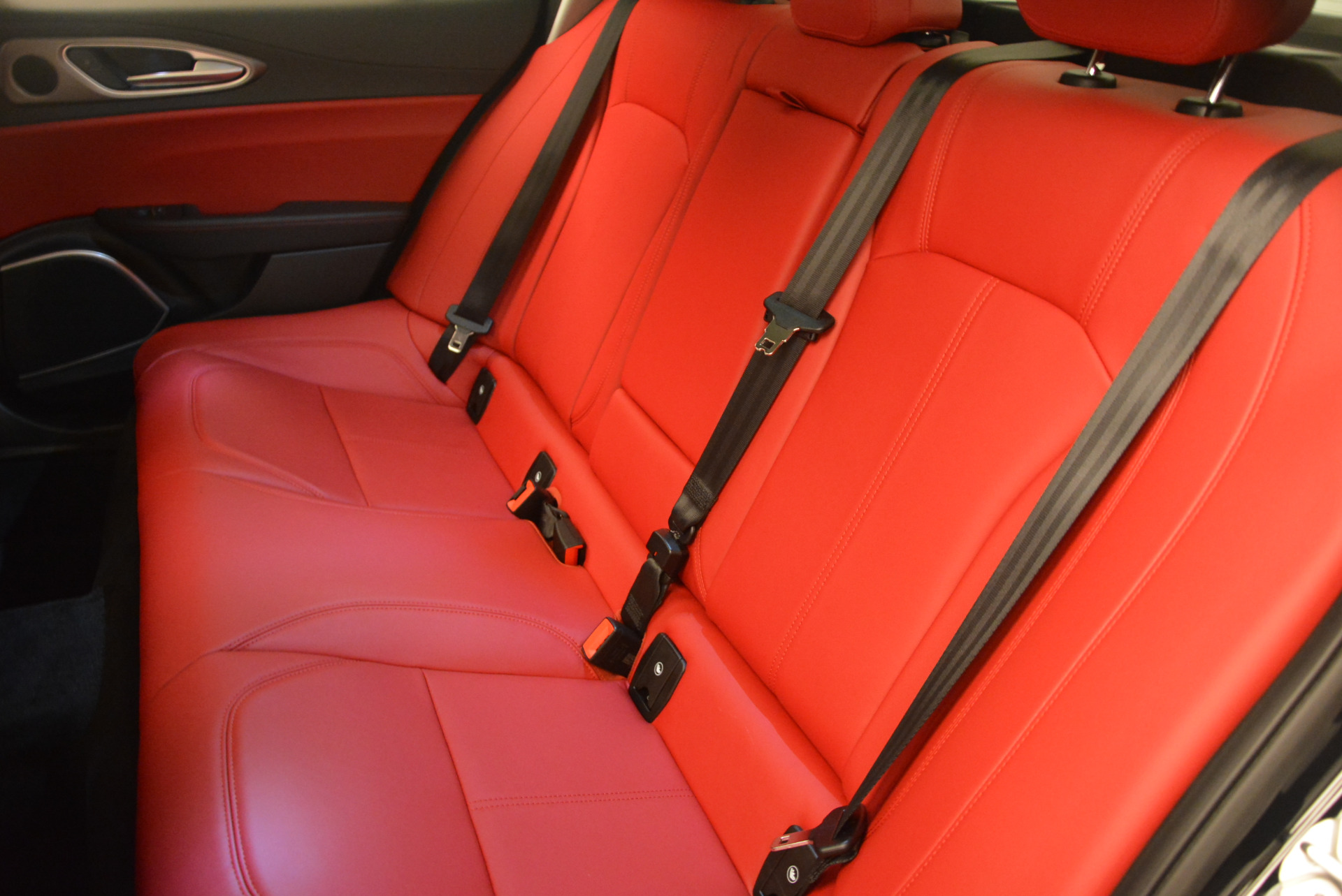 New-2017-Alfa-Romeo-Giulia-Q4