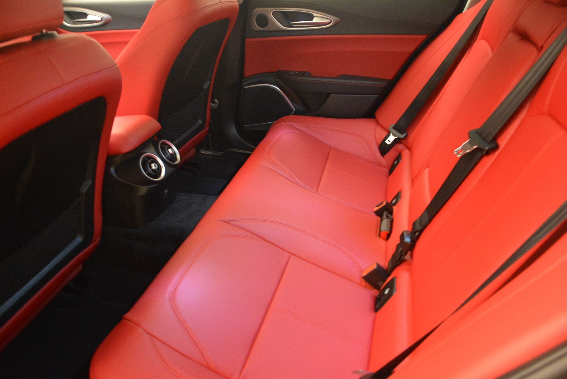 New-2017-Alfa-Romeo-Giulia-Q4