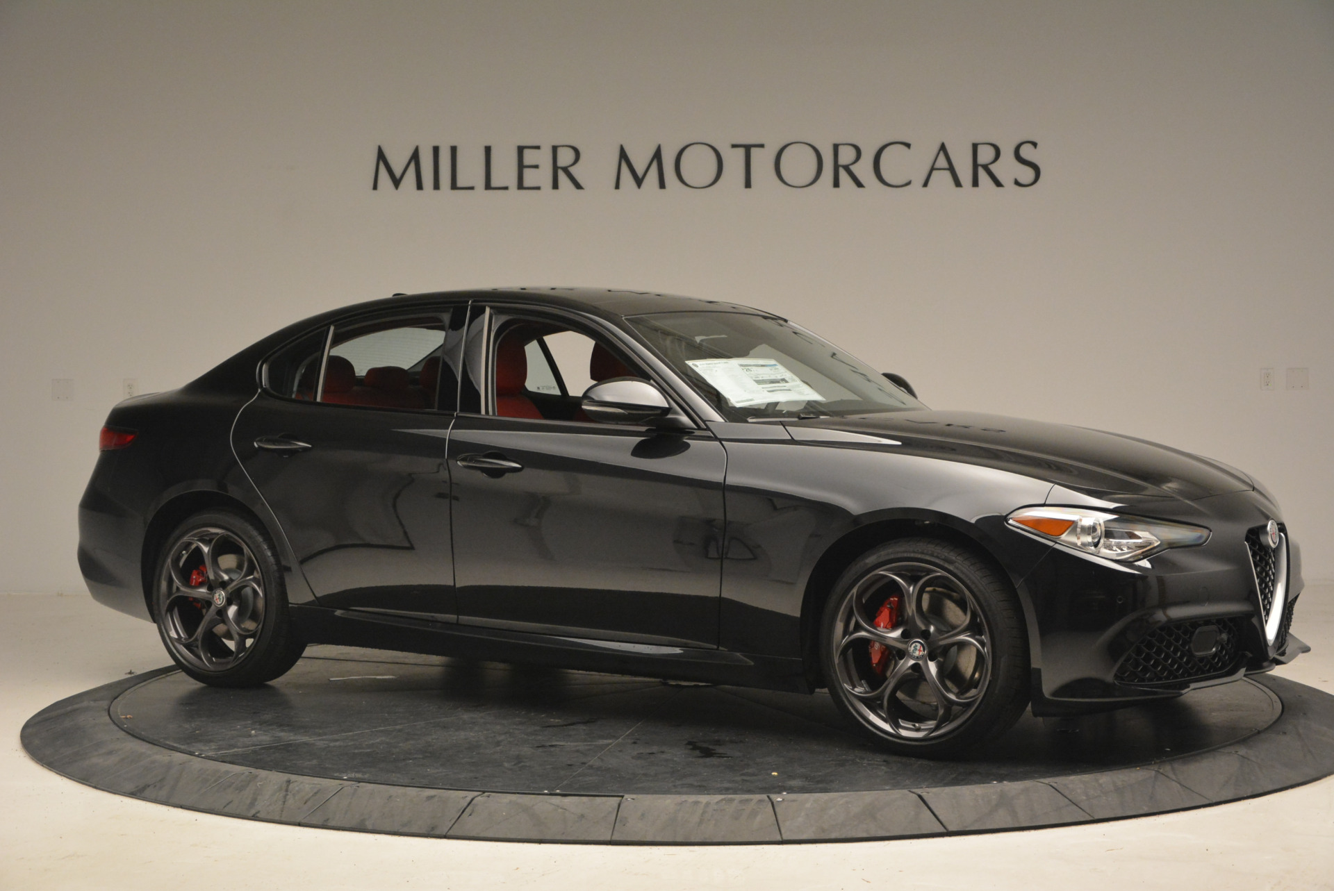 New-2017-Alfa-Romeo-Giulia-Ti-Q4