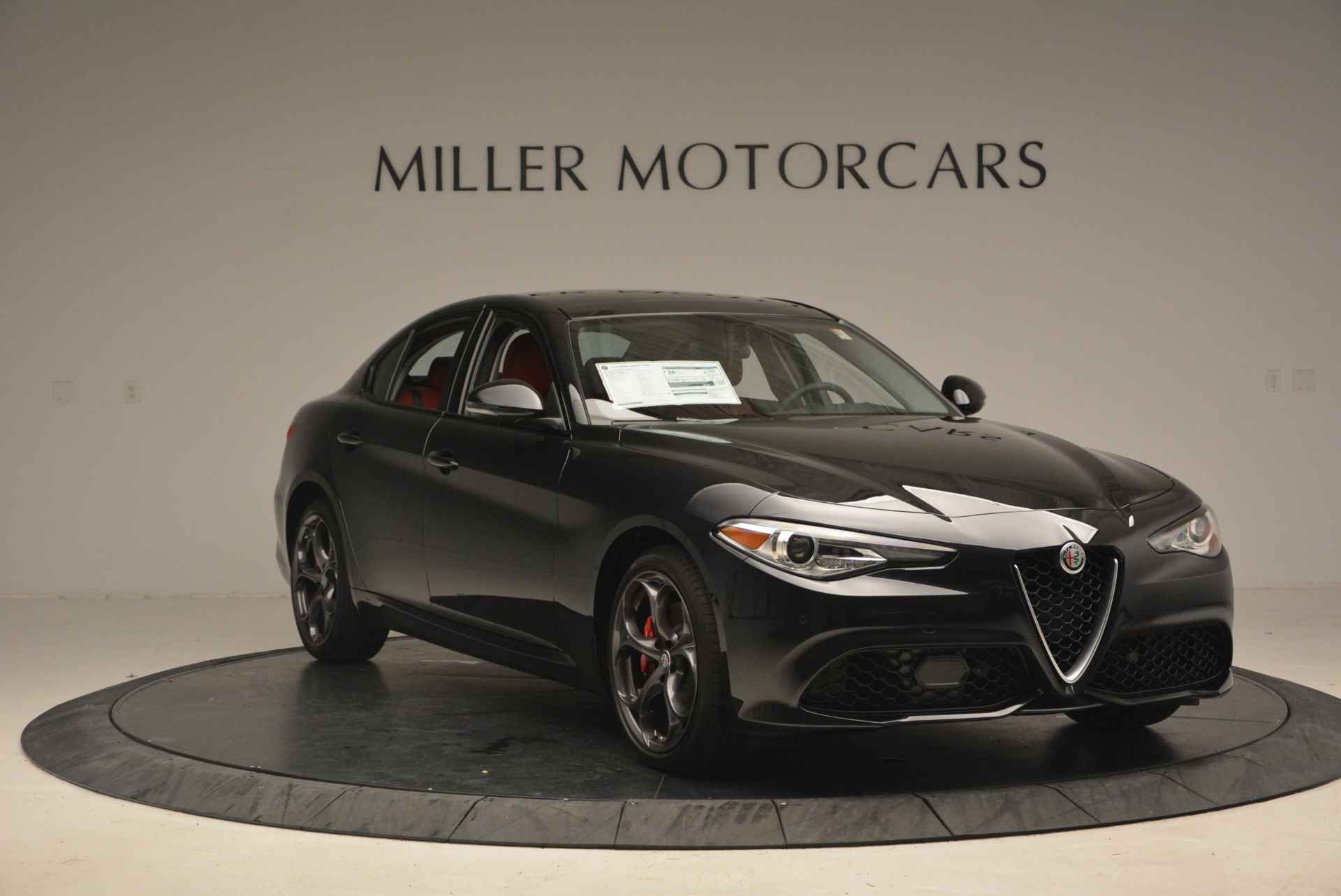 New-2017-Alfa-Romeo-Giulia-Ti-Q4
