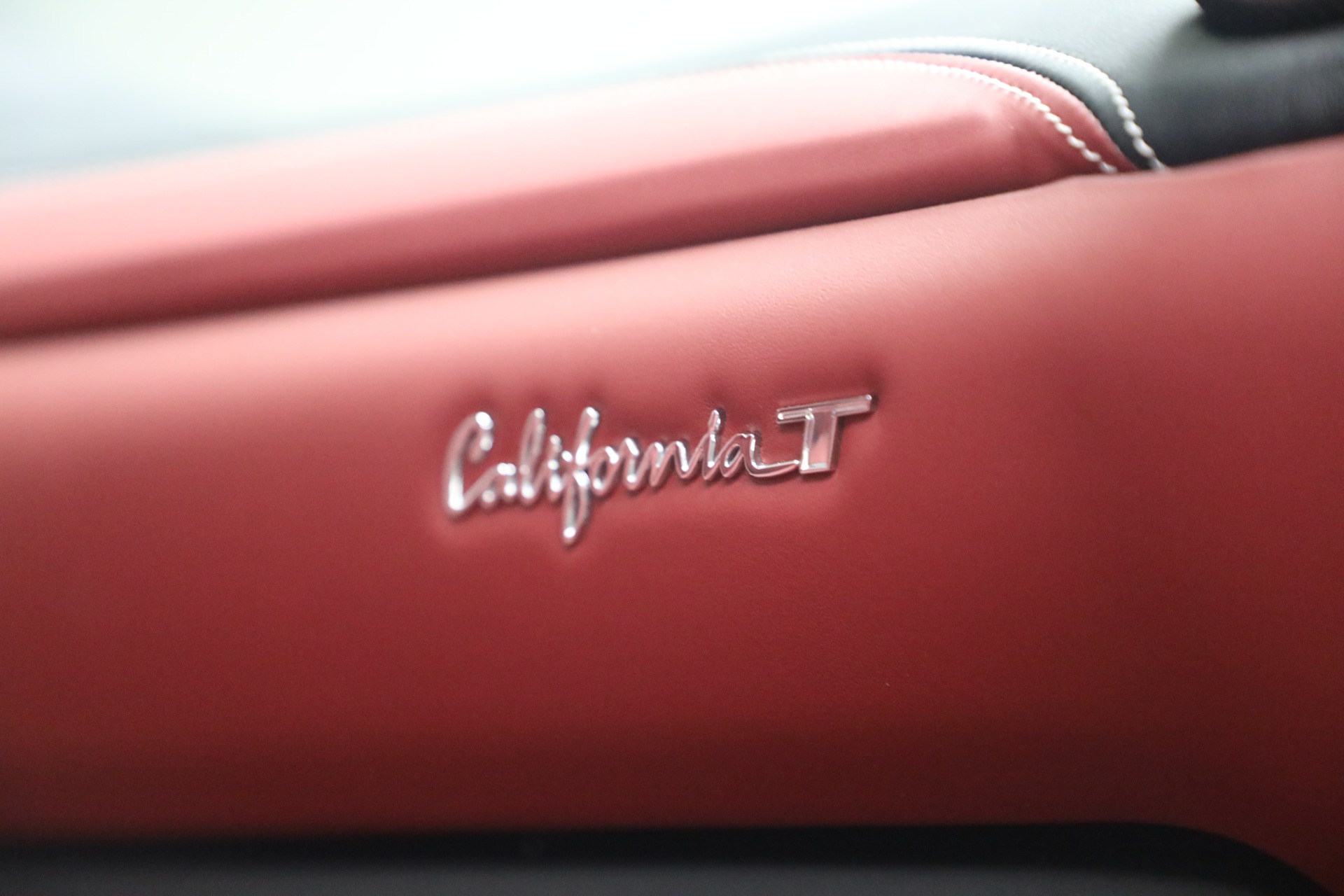 Used-2016-Ferrari-California-T