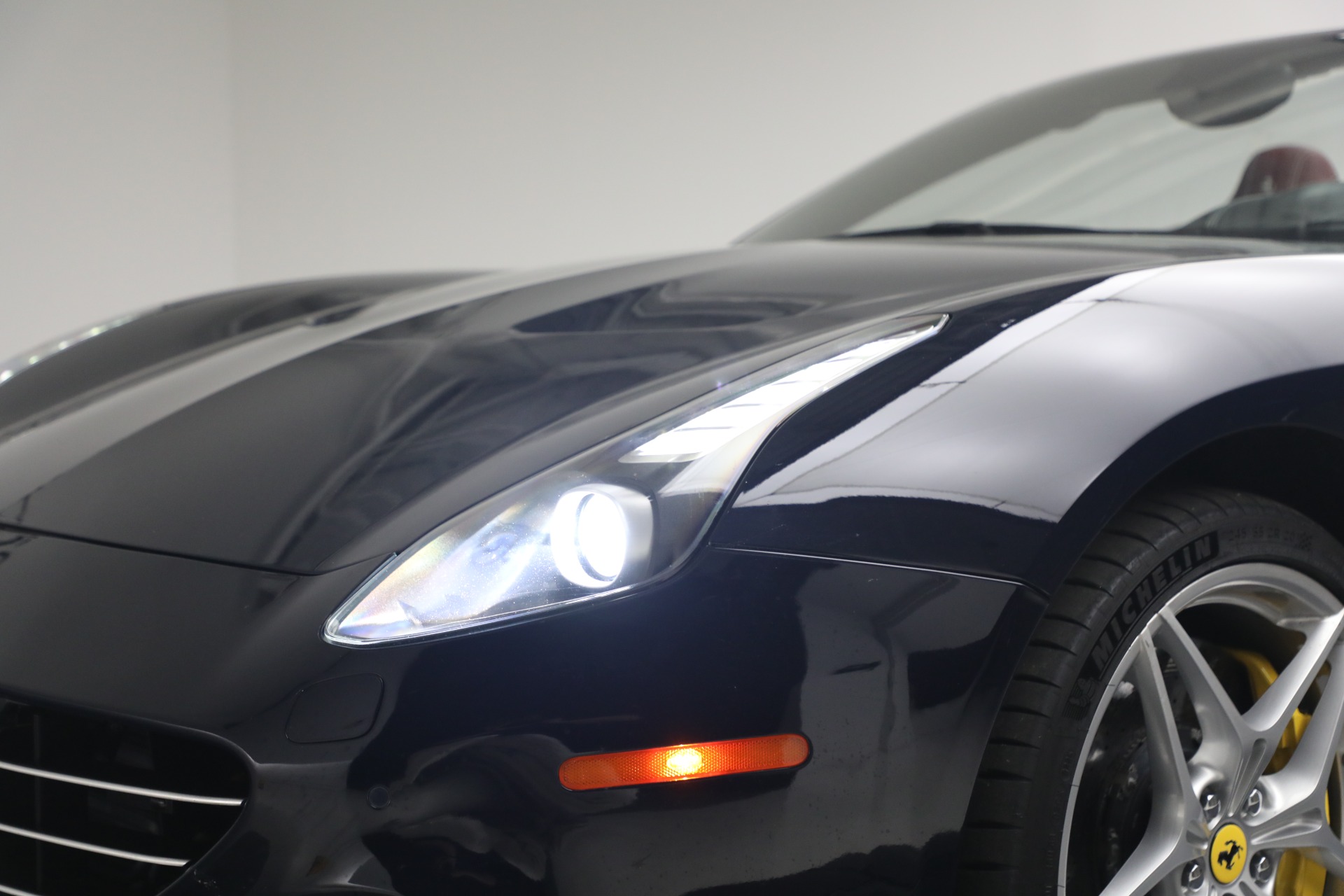 Used-2016-Ferrari-California-T