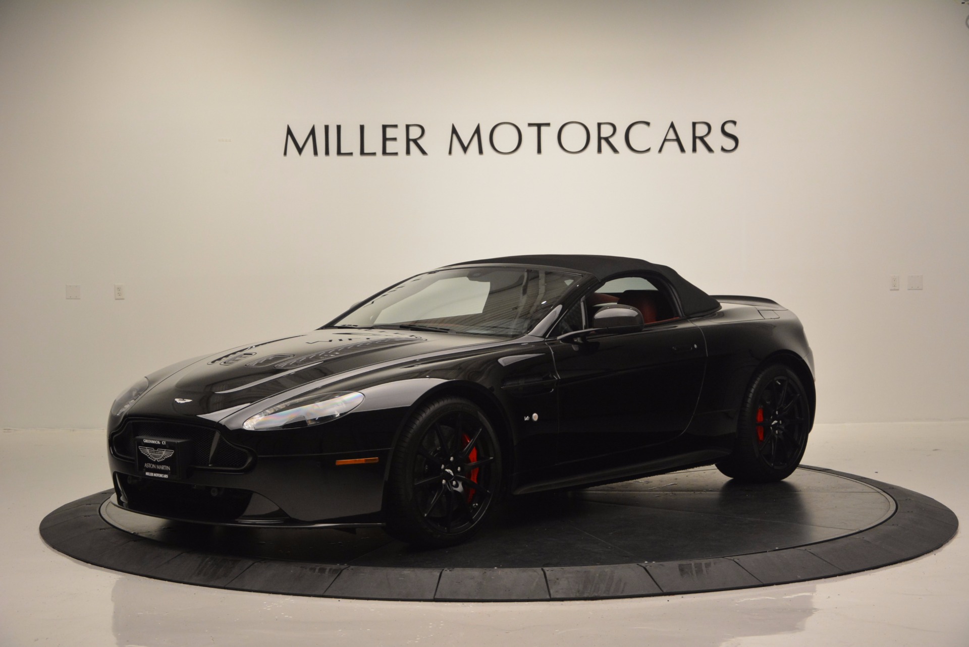 Used-2015-Aston-Martin-V12-Vantage-S-Roadster