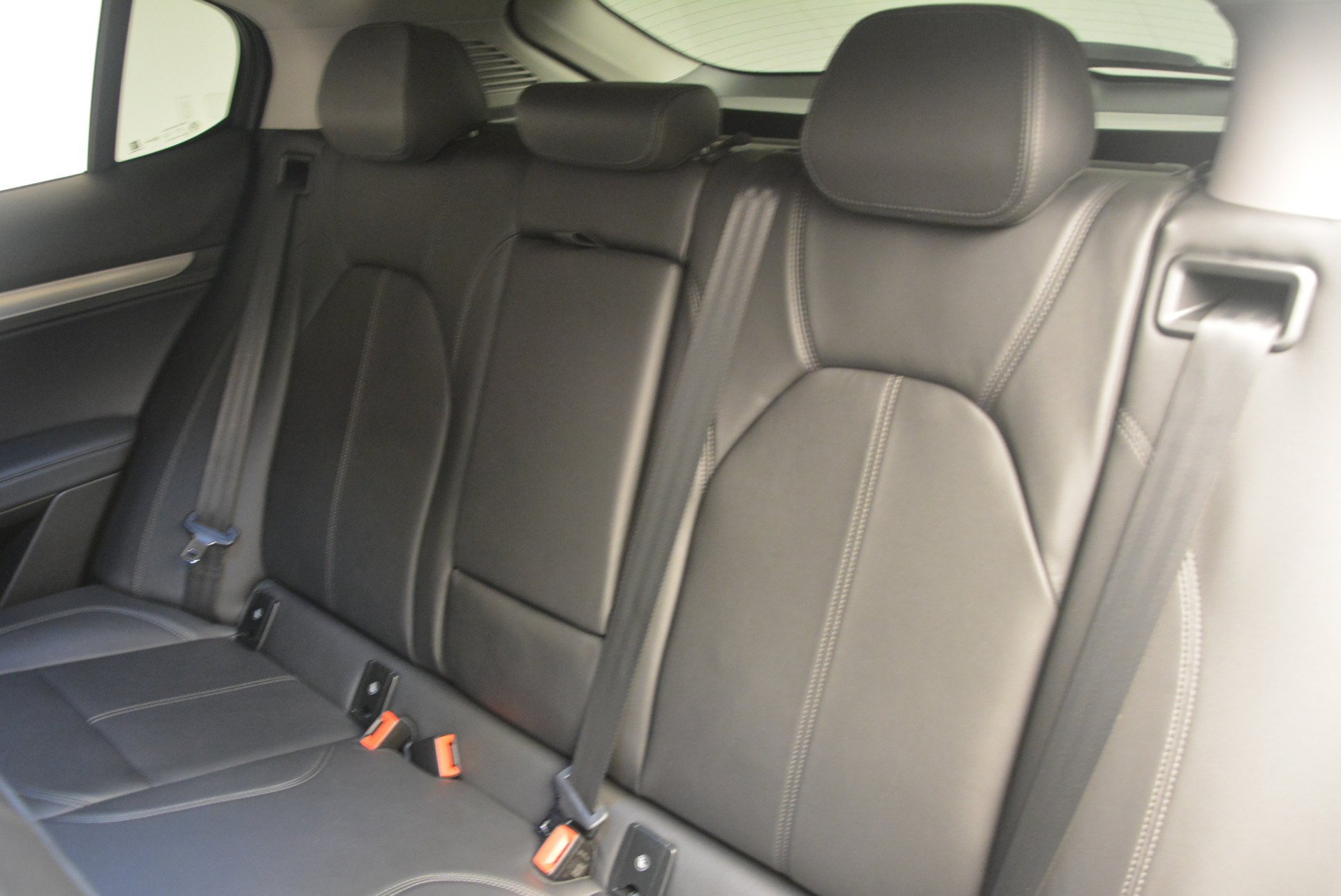 New-2018-Alfa-Romeo-Stelvio-Ti-Q4