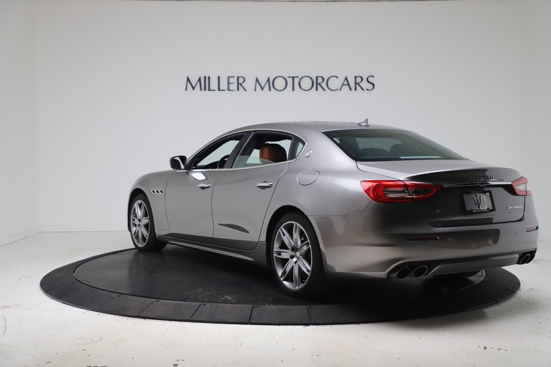 Used-2017-Maserati-Quattroporte-SQ4-GranLusso/-Zegna
