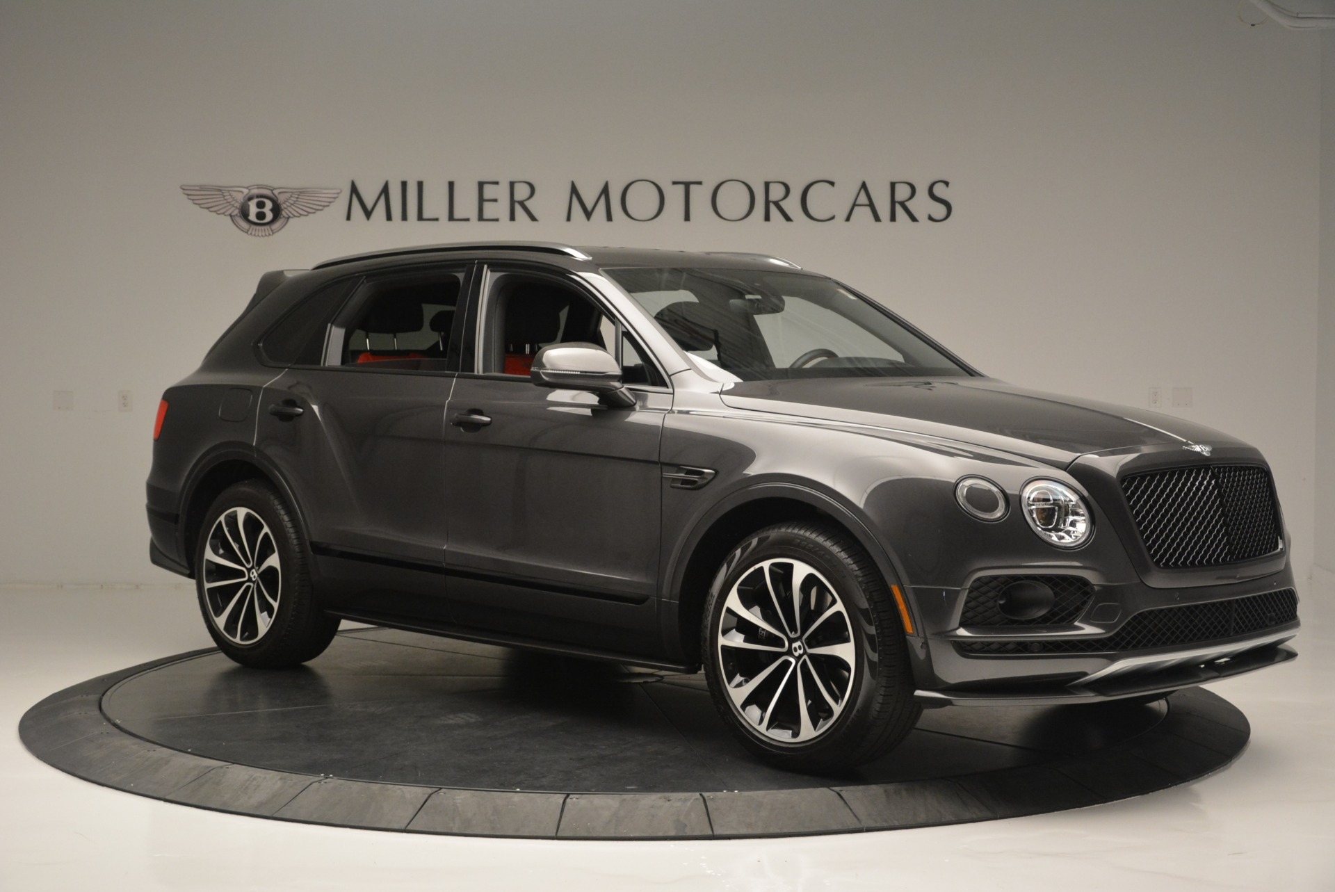 Used-2018-Bentley-Bentayga-W12-Signature