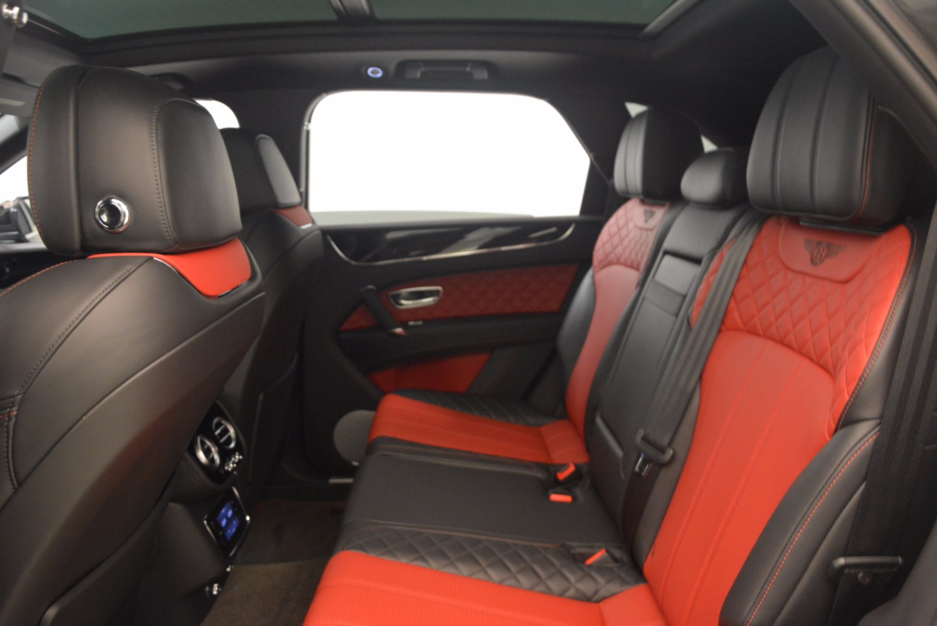 Used-2018-Bentley-Bentayga-W12-Signature