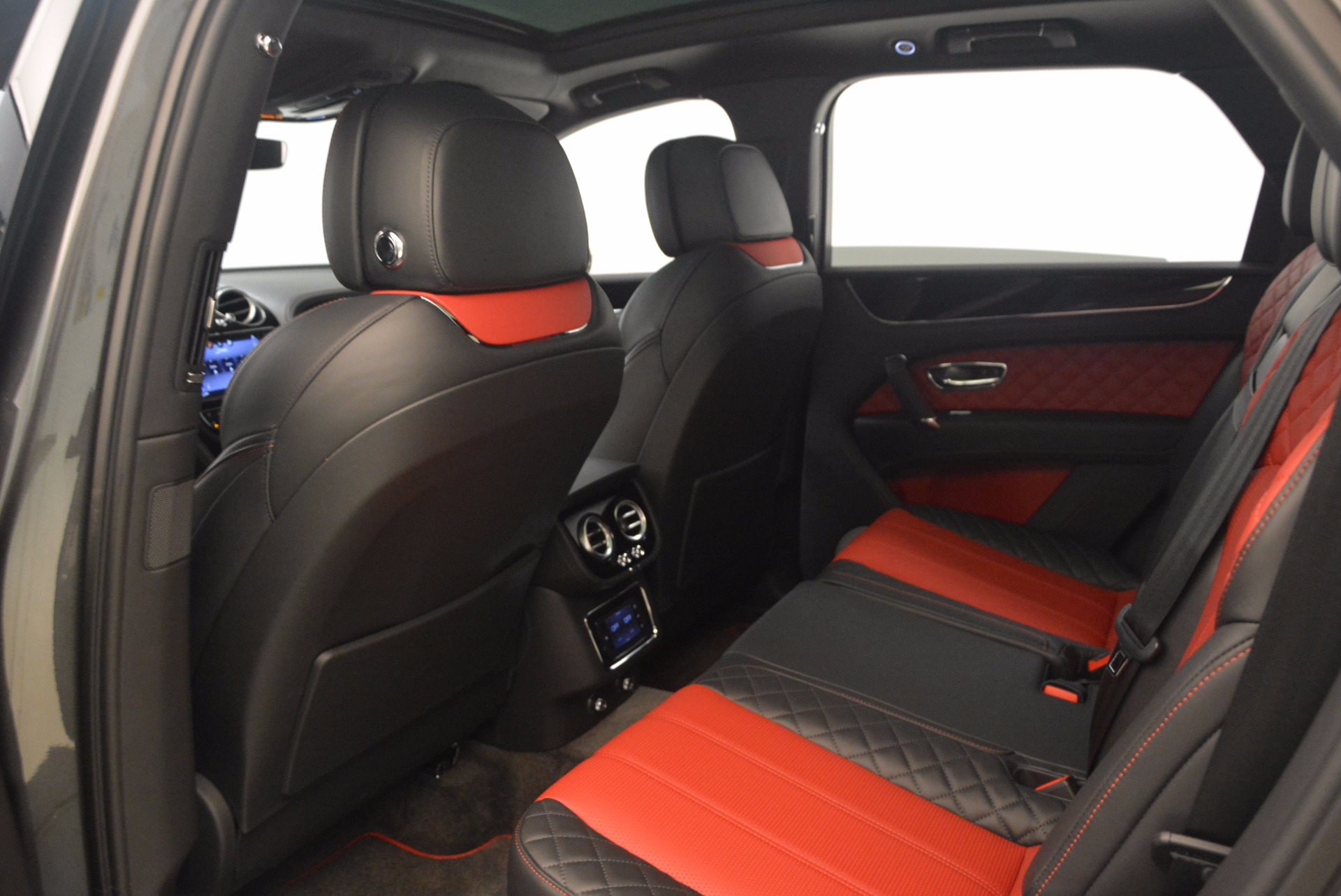 Used-2018-Bentley-Bentayga-W12-Signature