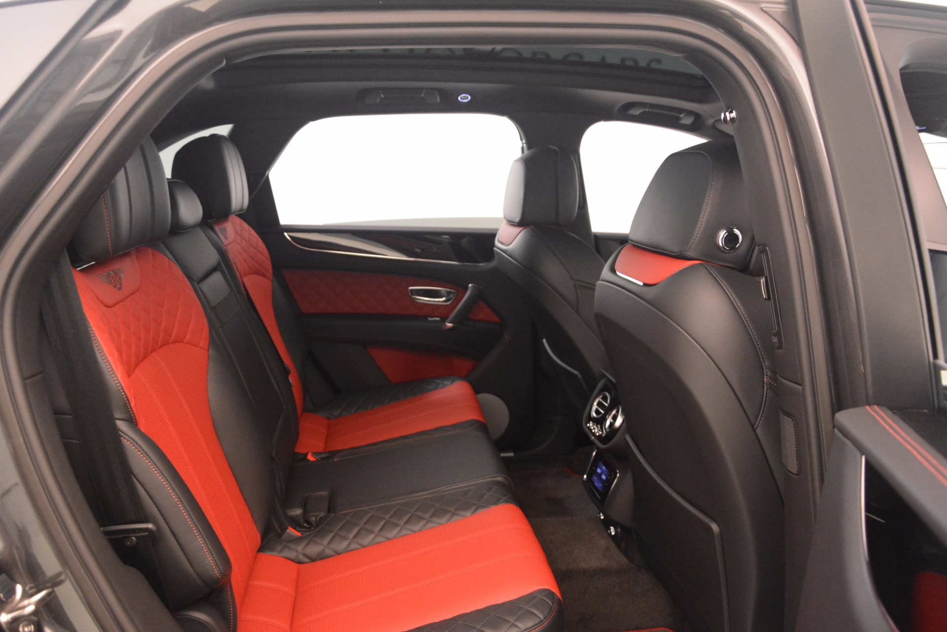 Used-2018-Bentley-Bentayga-W12-Signature