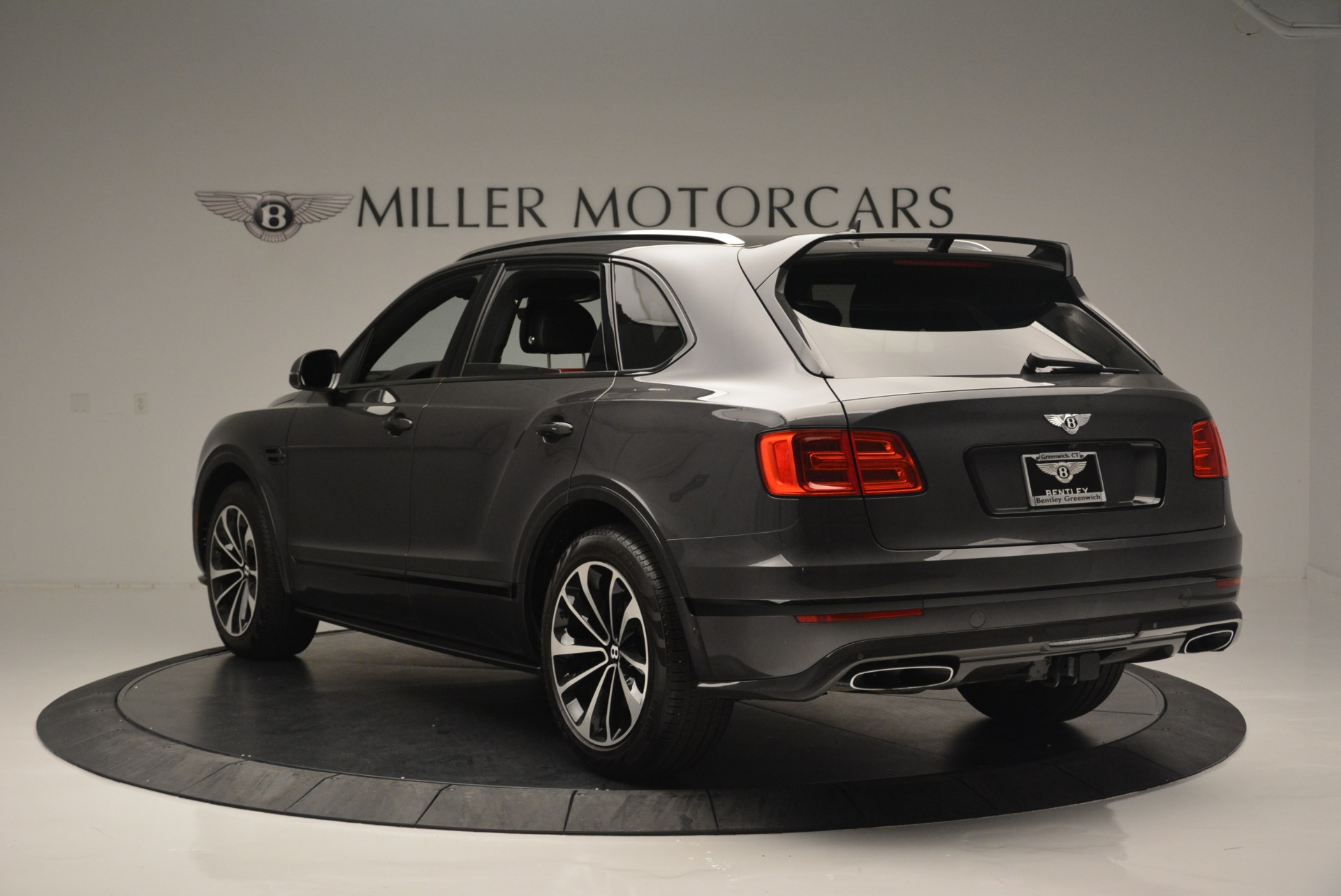 Used-2018-Bentley-Bentayga-W12-Signature