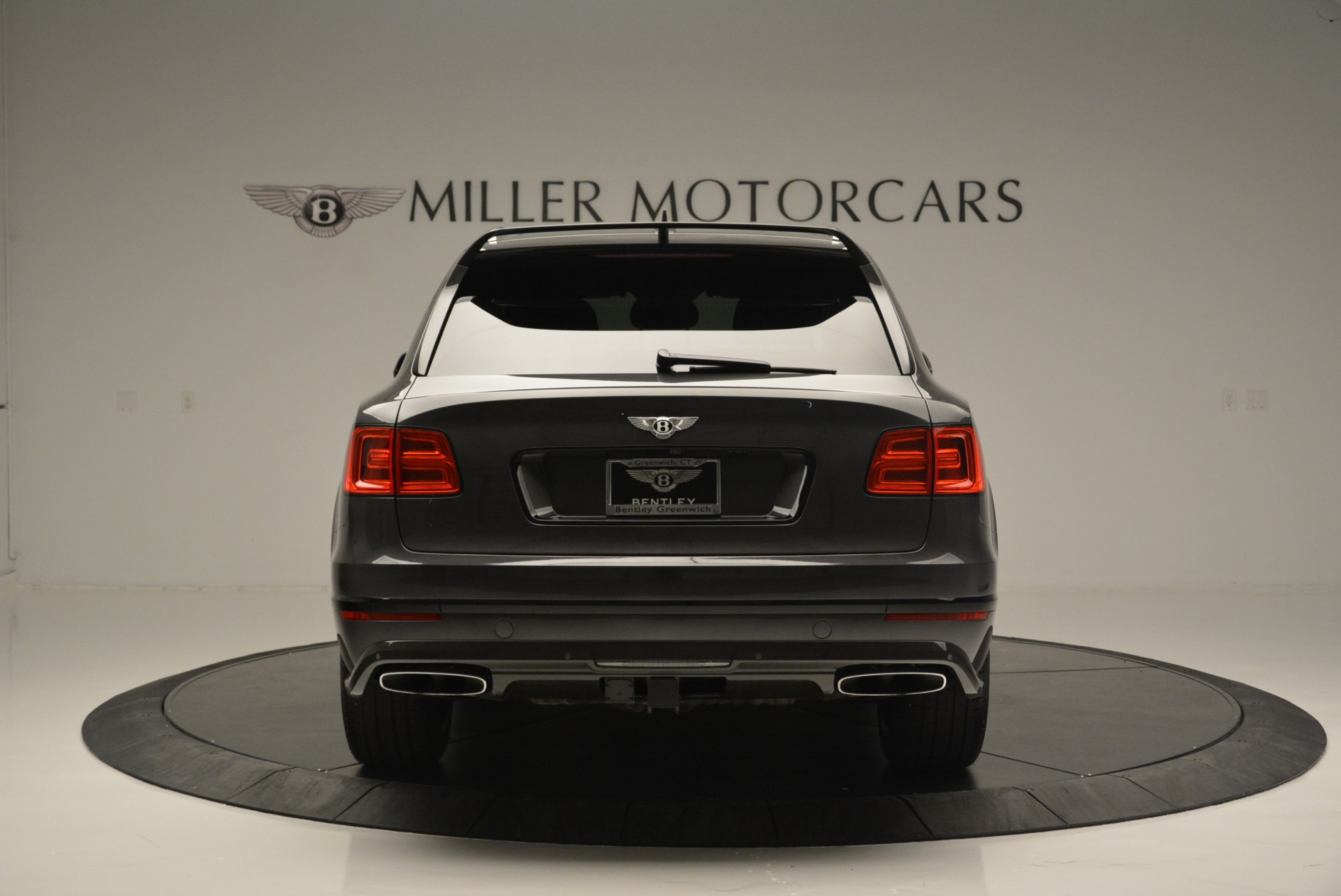 Used-2018-Bentley-Bentayga-W12-Signature