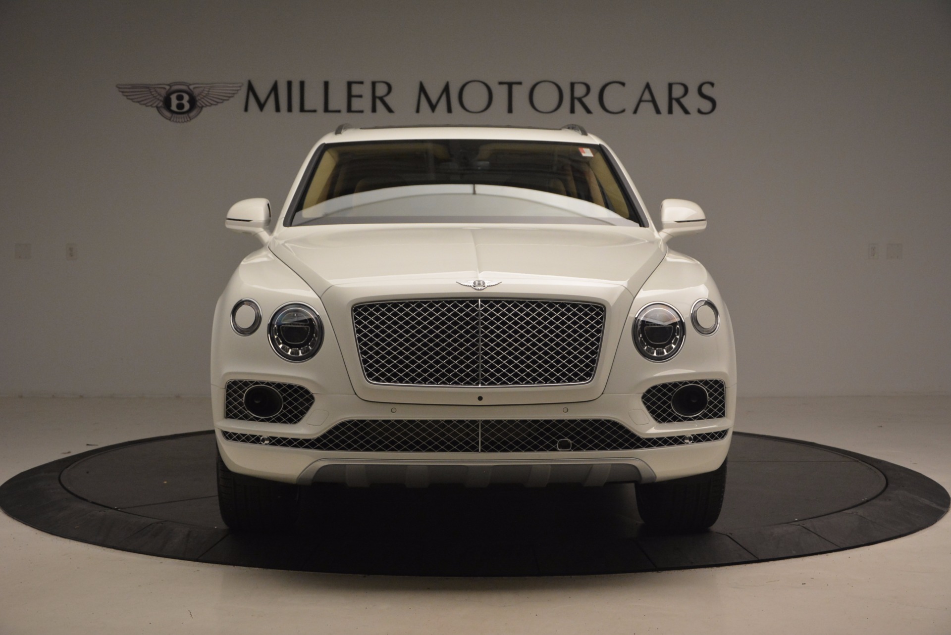 New-2018-Bentley-Bentayga-W12-Signature