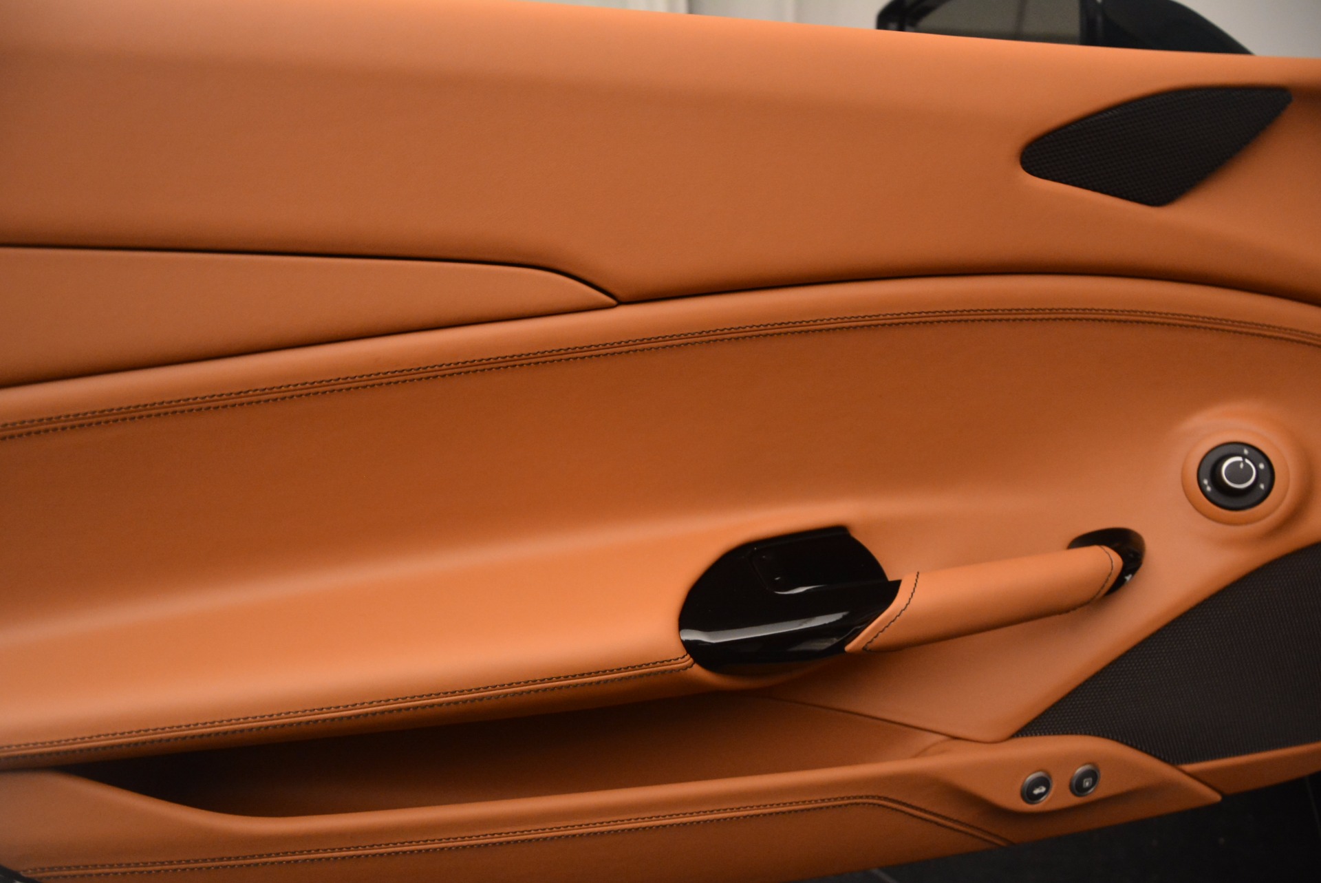 Used-2016-Ferrari-488-Spider