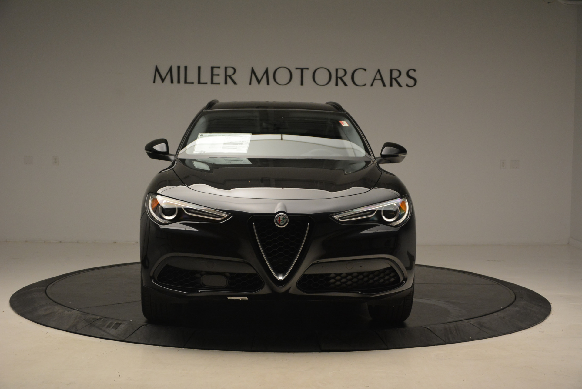 New-2018-Alfa-Romeo-Stelvio-Sport-Q4