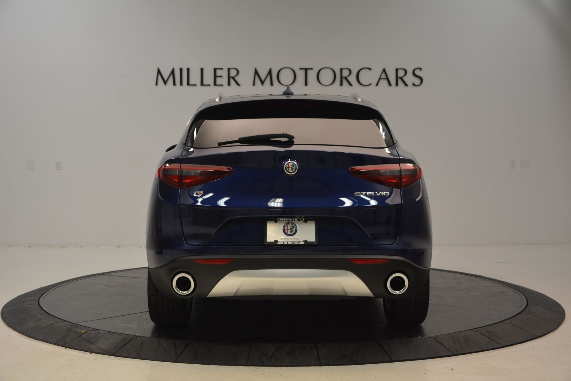 New-2018-Alfa-Romeo-Stelvio-Ti-Q4