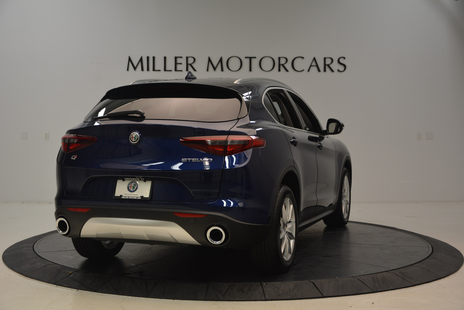 New-2018-Alfa-Romeo-Stelvio-Ti-Q4