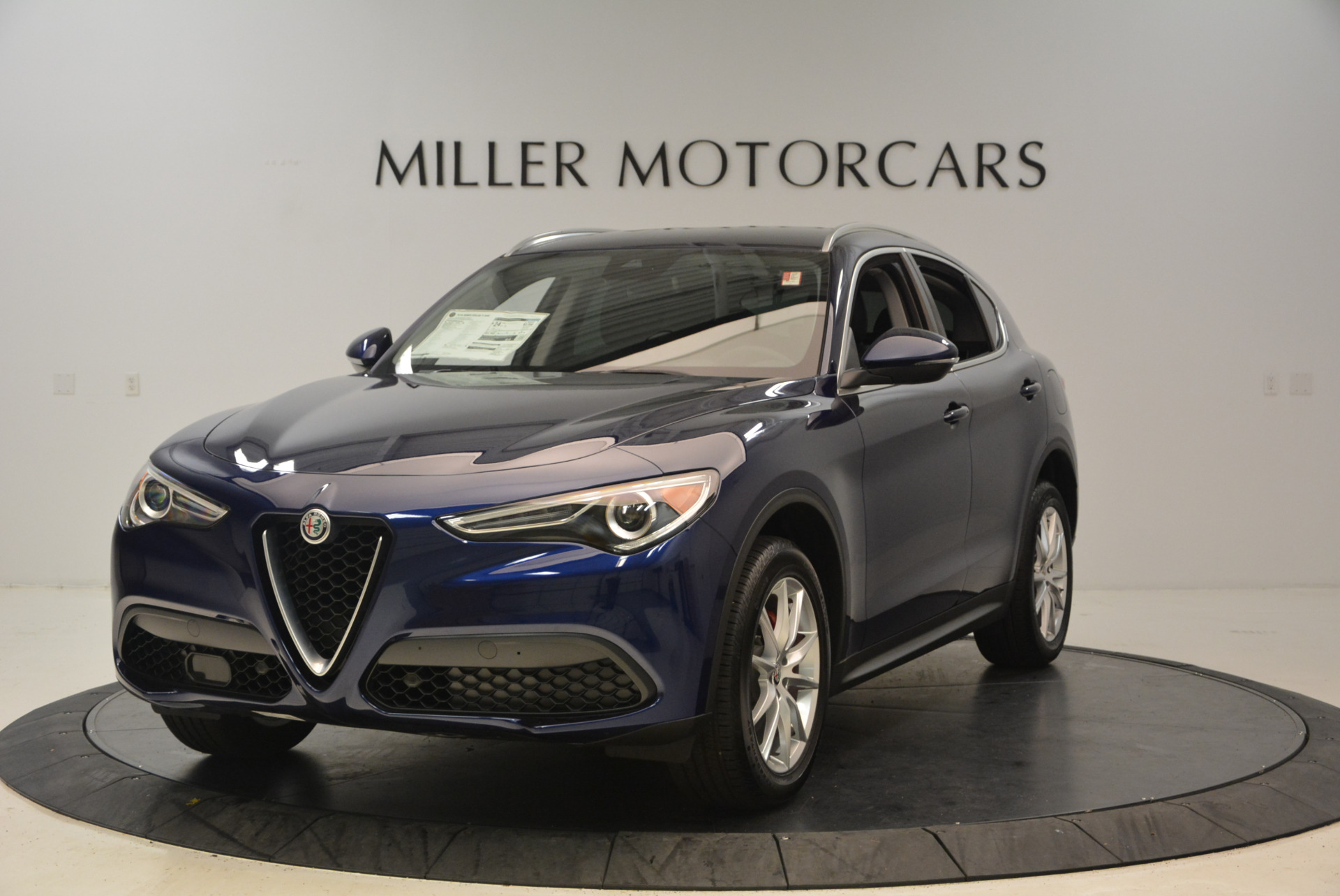 New-2018-Alfa-Romeo-Stelvio-Ti-Q4