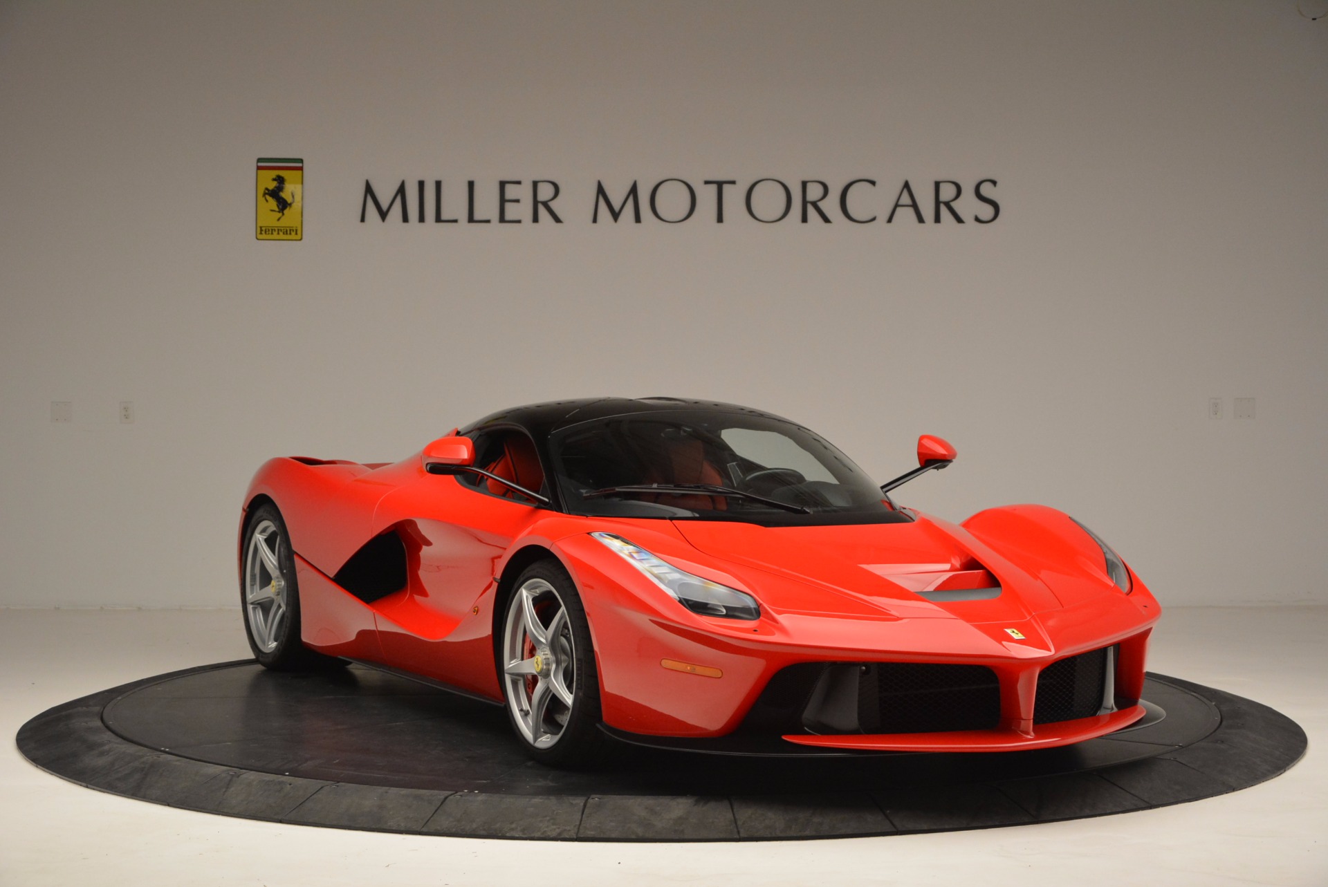 Used-2015-Ferrari-LaFerrari