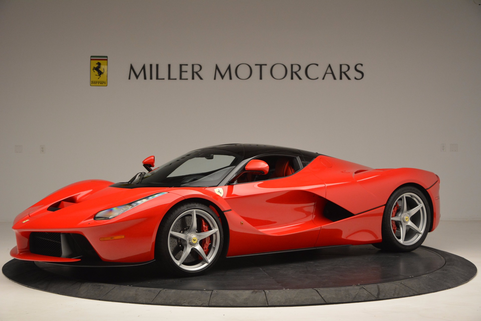 Used-2015-Ferrari-LaFerrari