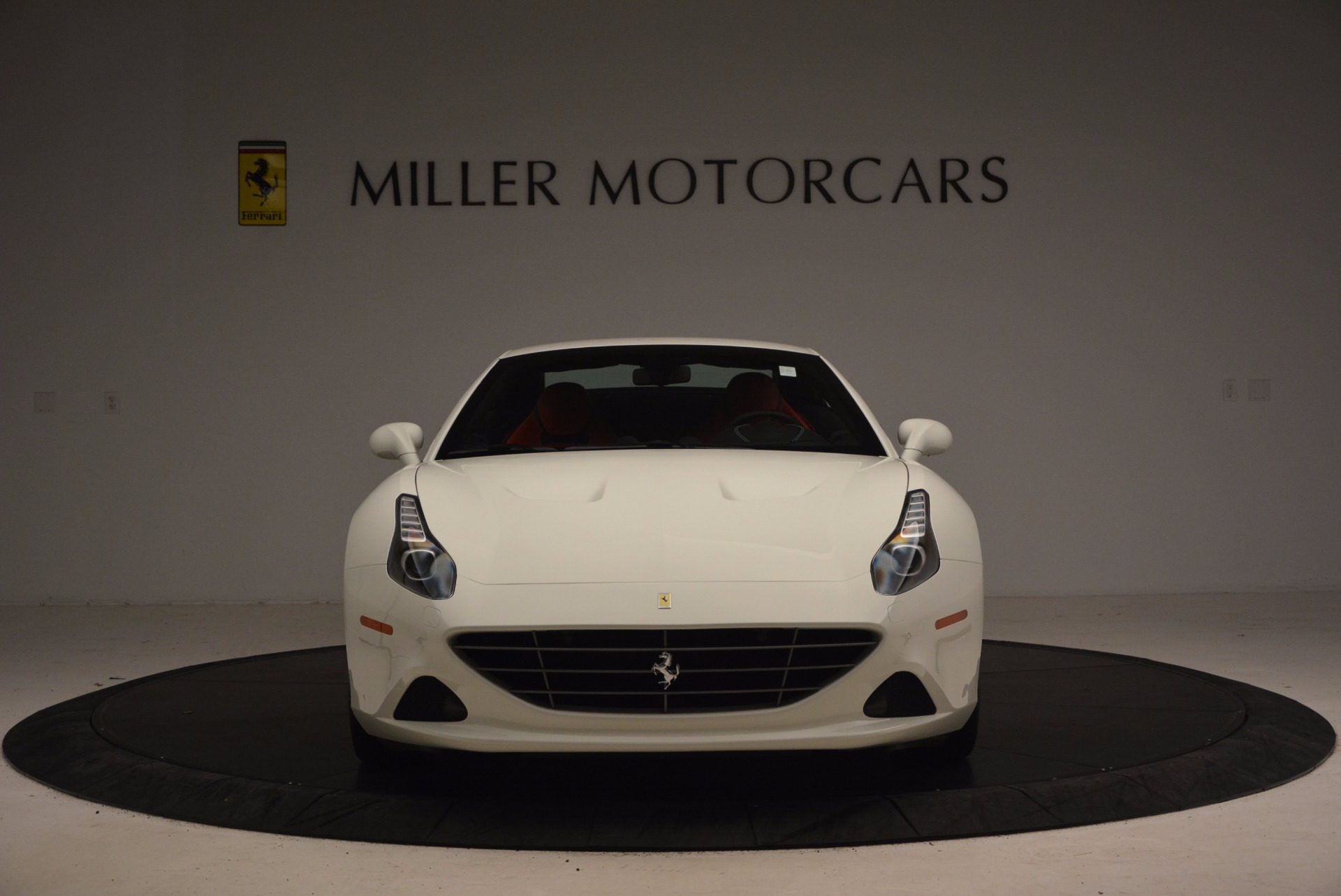 Used-2017-Ferrari-California-T