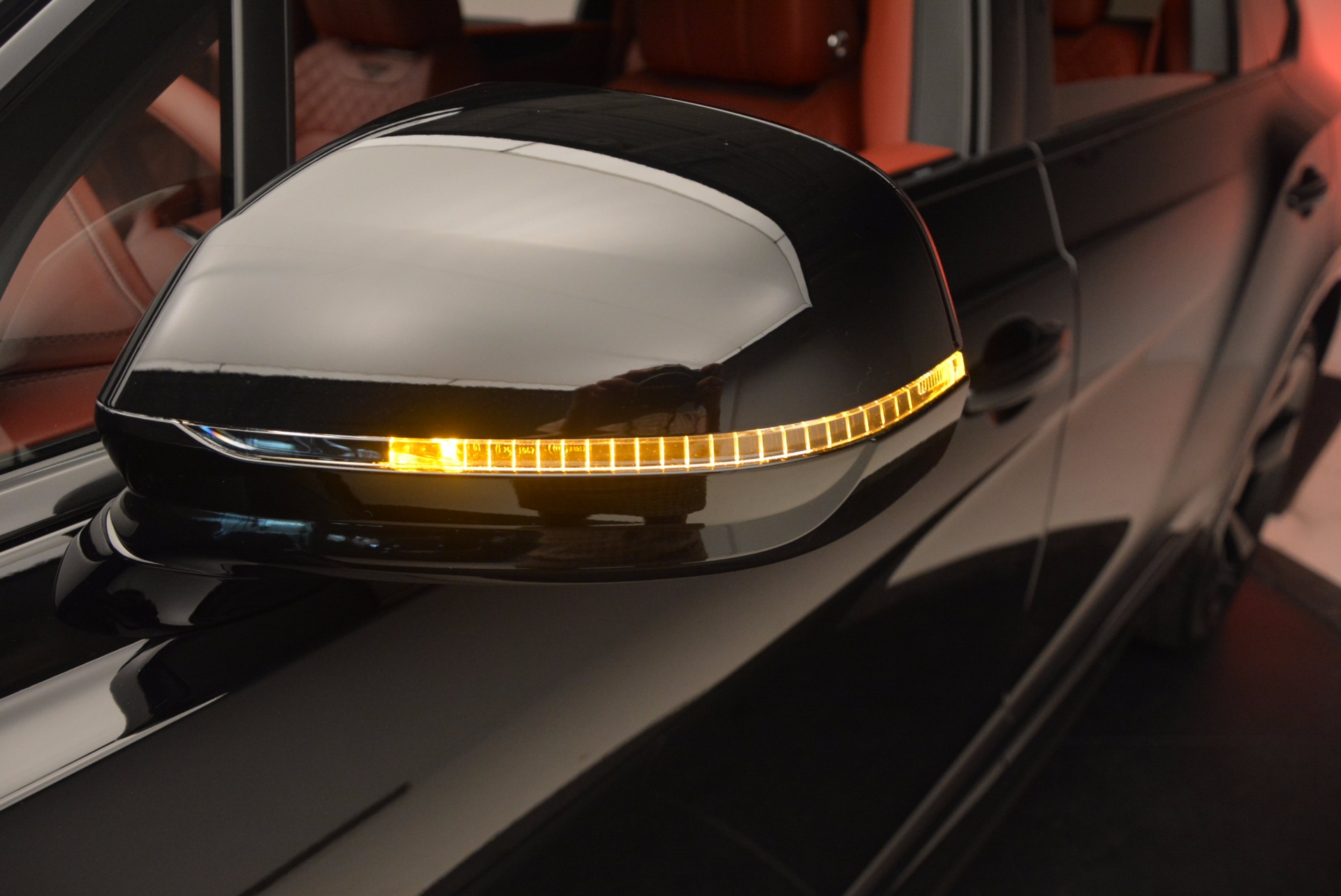 New-2018-Bentley-Bentayga-Black-Edition