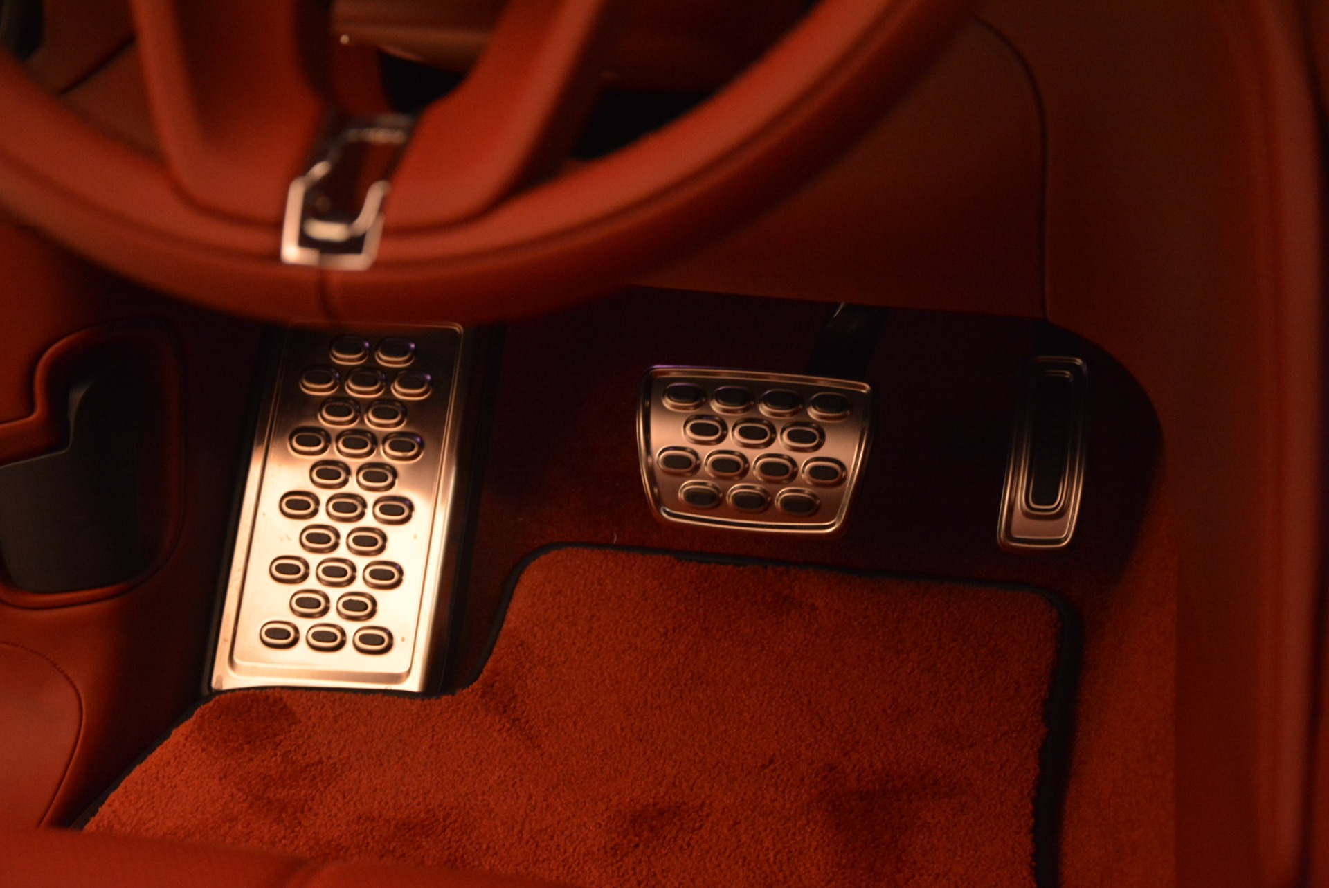 New-2018-Bentley-Bentayga-Black-Edition