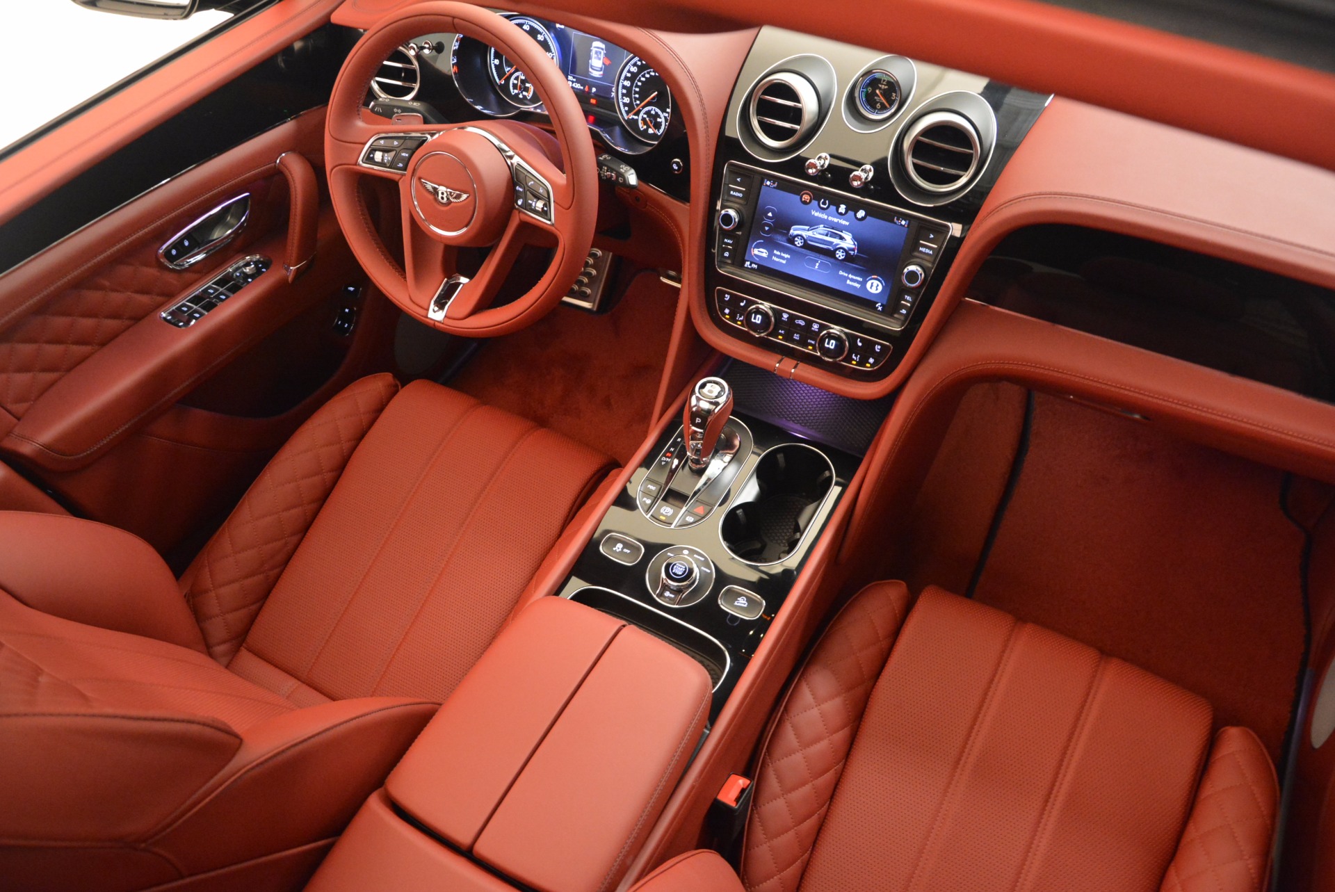 New-2018-Bentley-Bentayga-Black-Edition