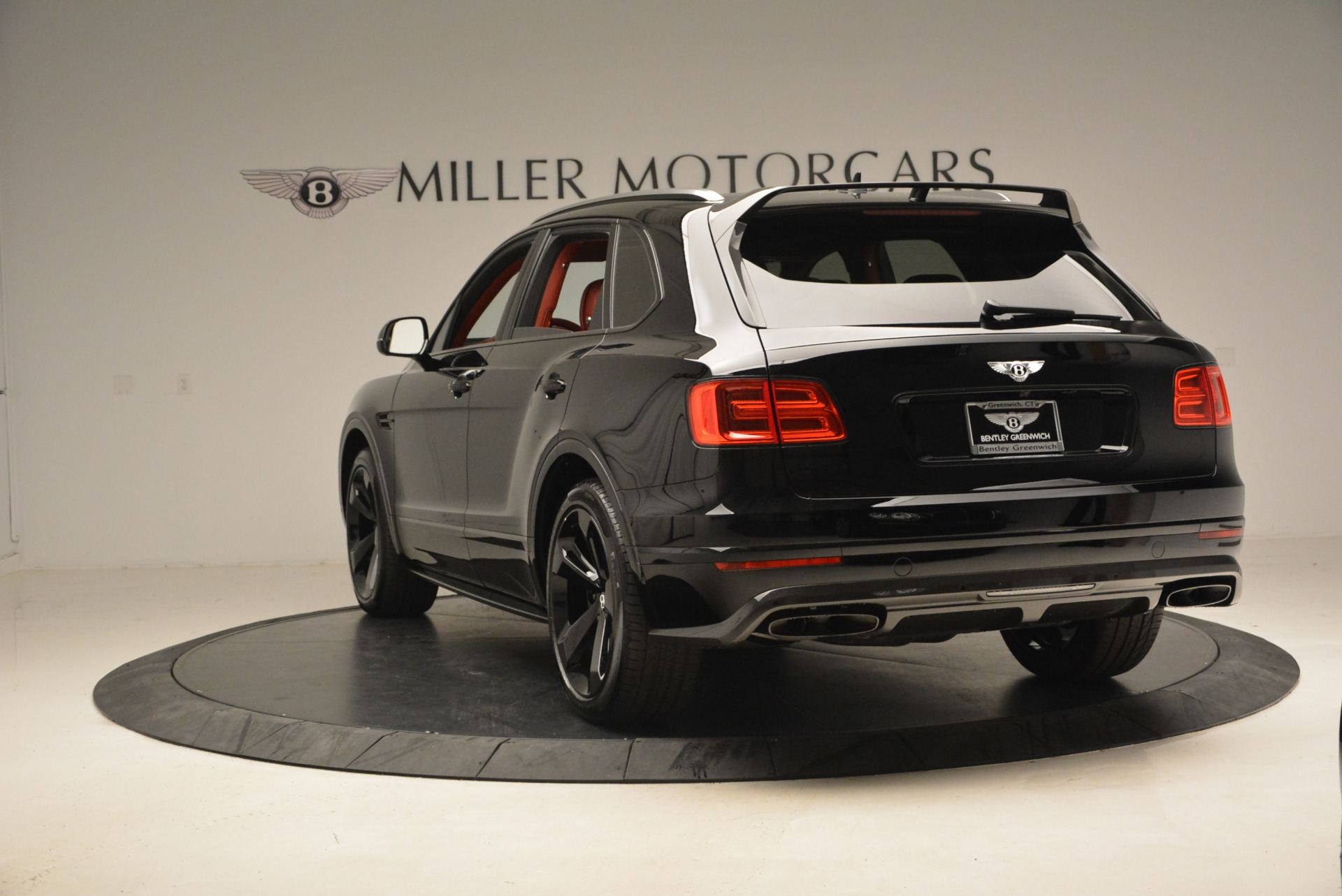 New-2018-Bentley-Bentayga-Black-Edition