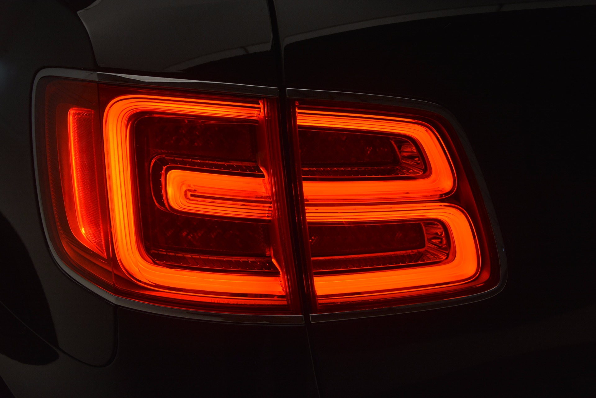 New-2018-Bentley-Bentayga-Signature