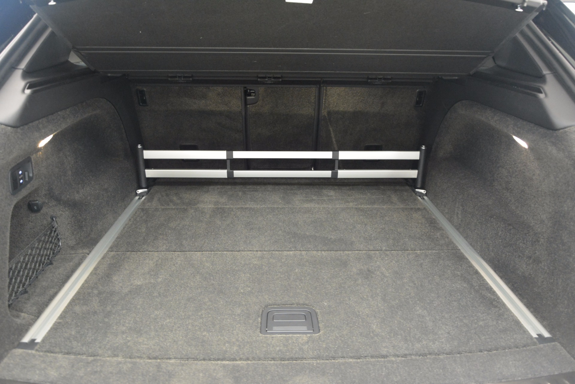 New-2018-Bentley-Bentayga-Signature