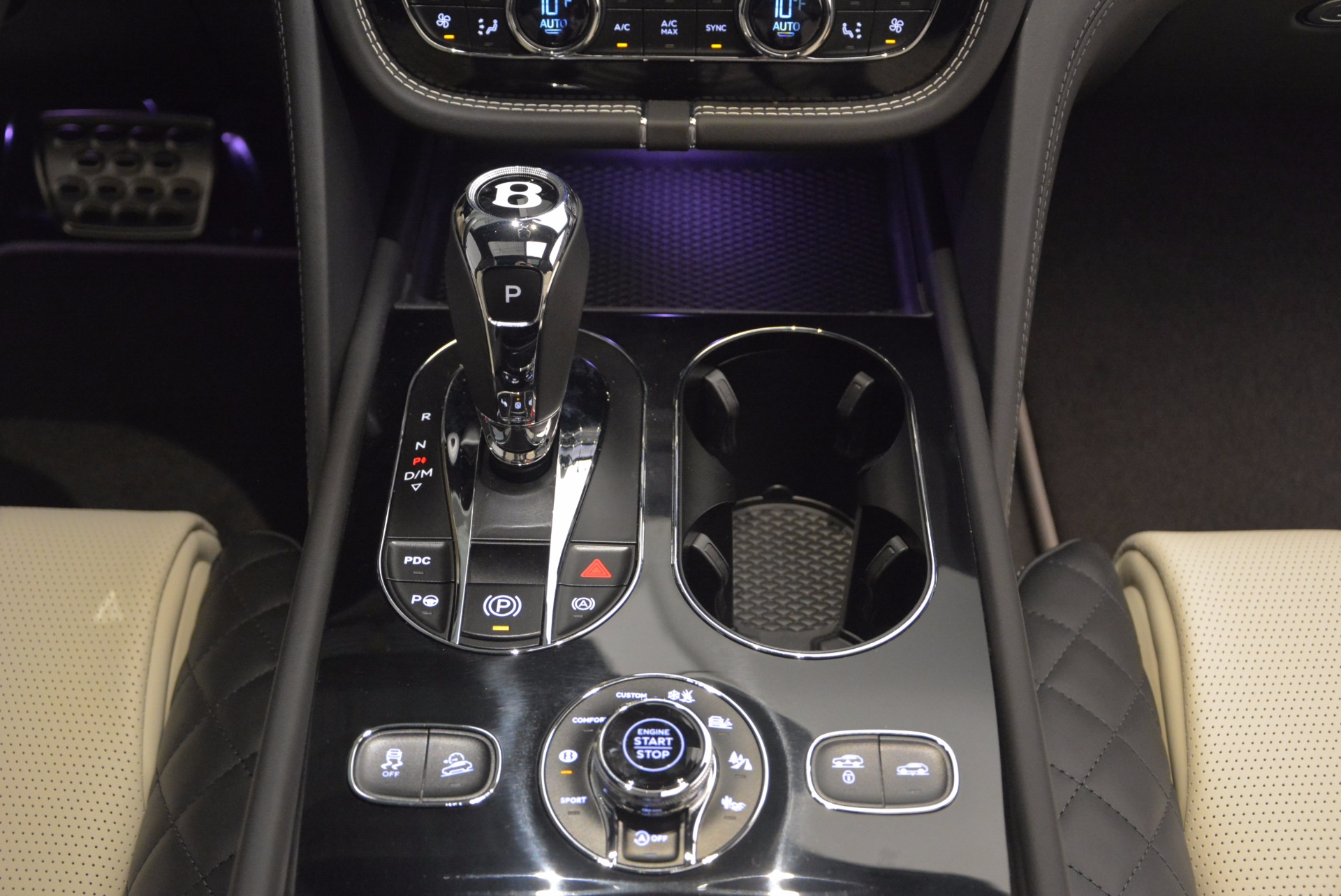 New-2018-Bentley-Bentayga-Signature