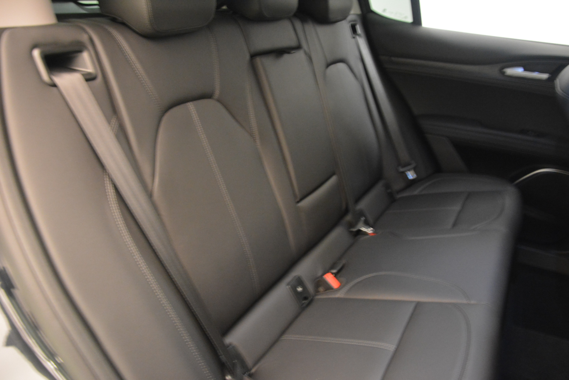 New-2018-Alfa-Romeo-Stelvio-Q4