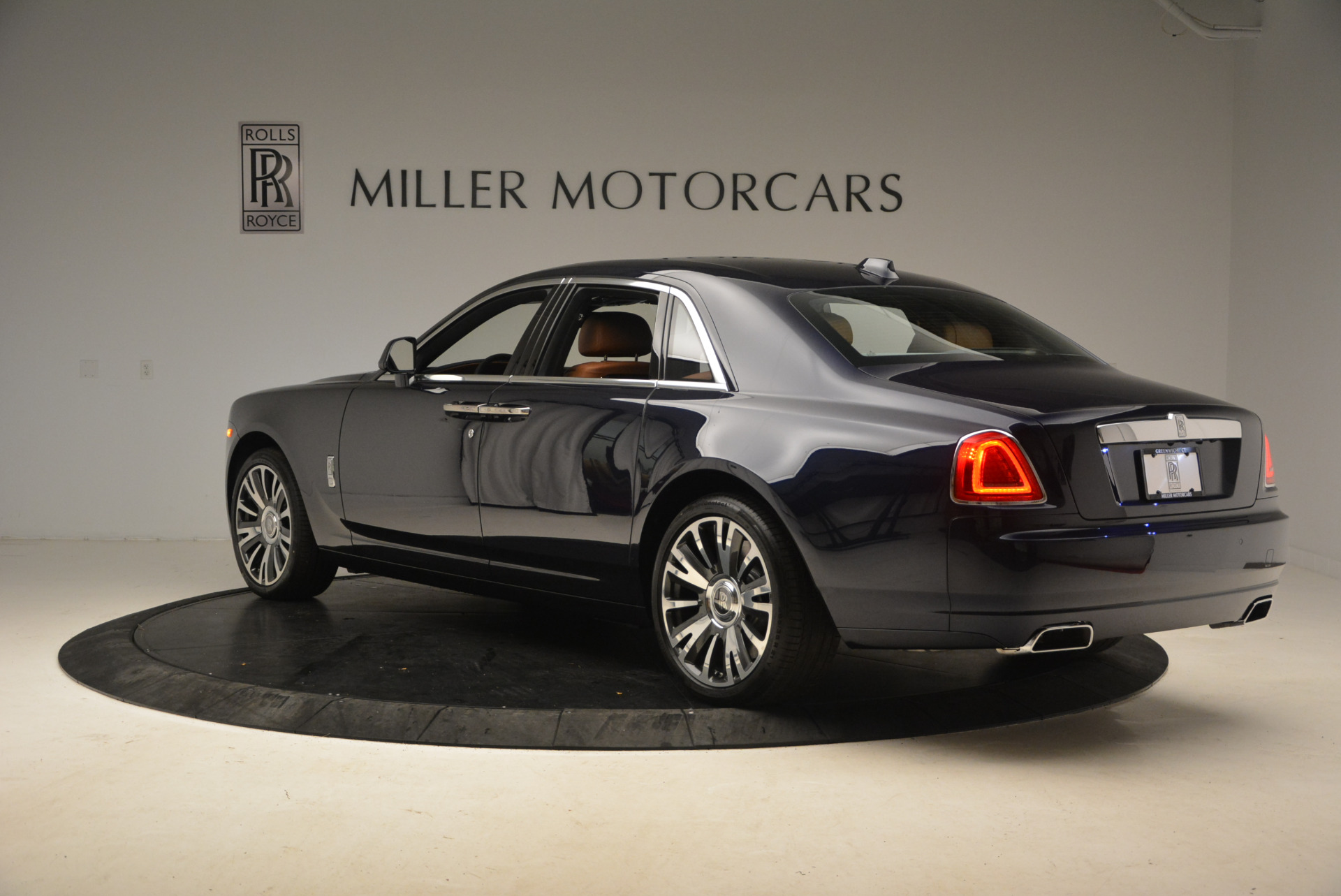 New-2018-Rolls-Royce-Ghost