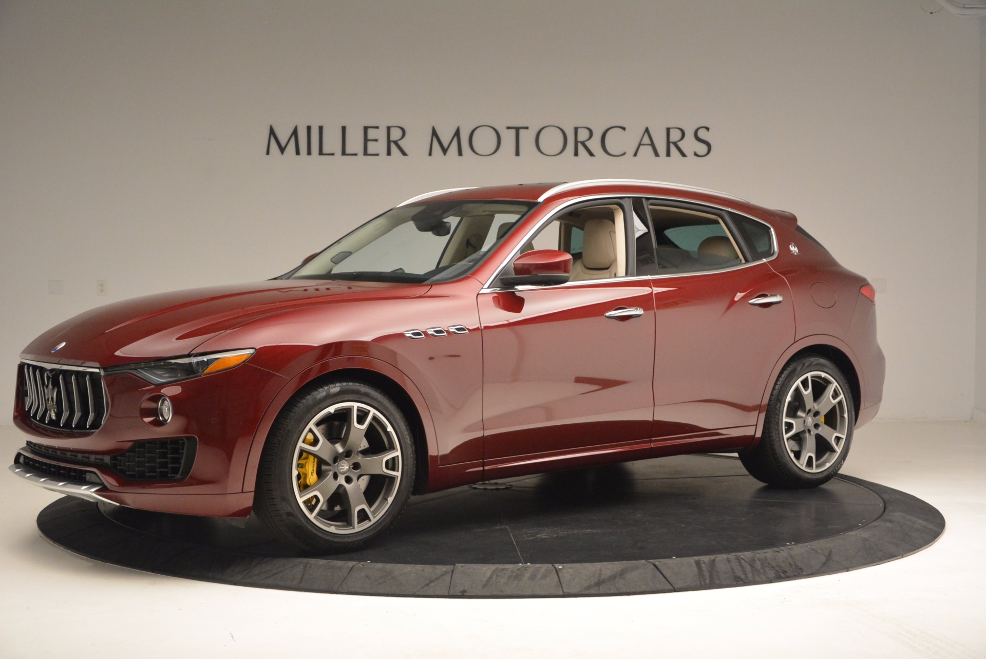 Used-2017-Maserati-Levante-S