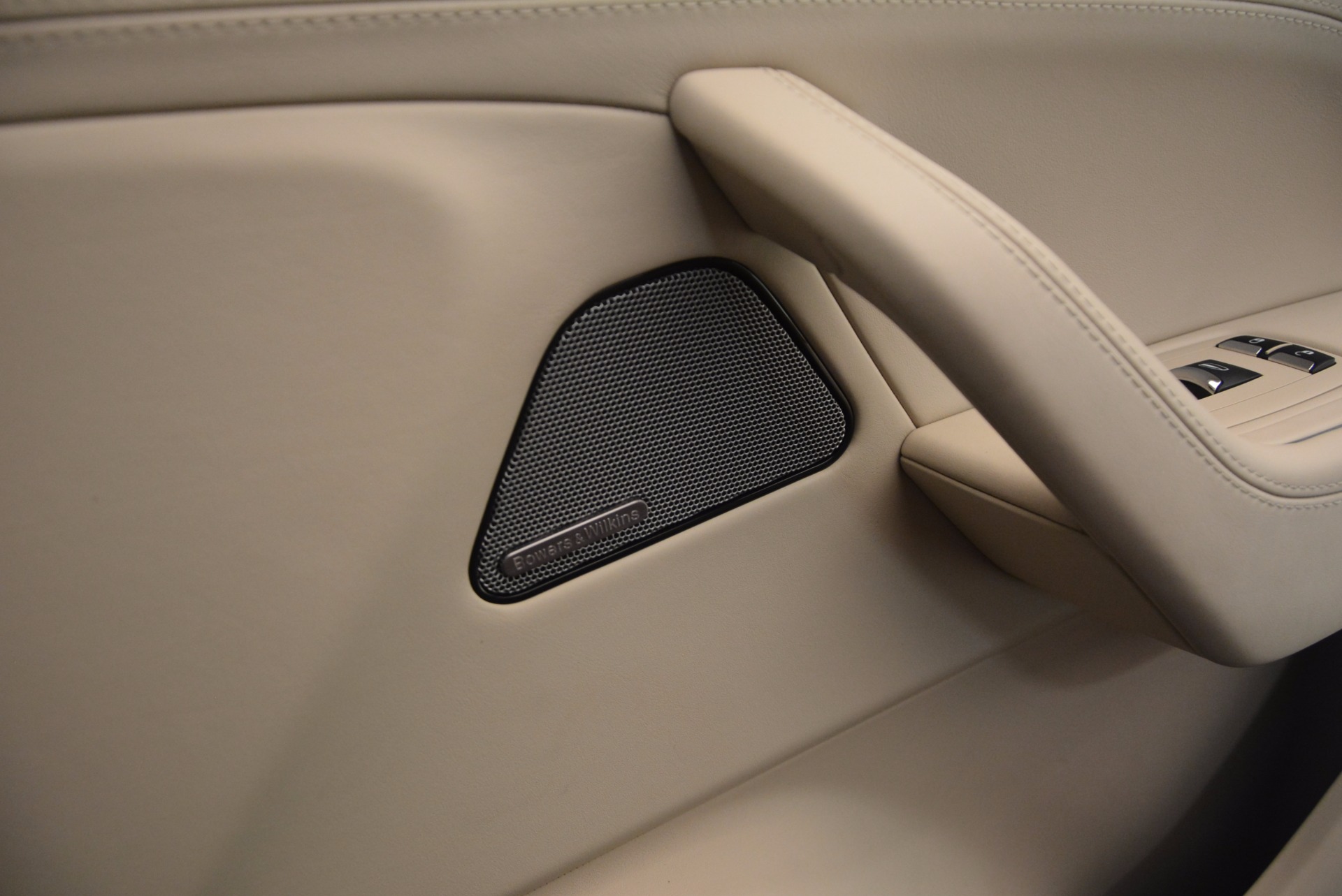 Used-2017-Maserati-Levante-S