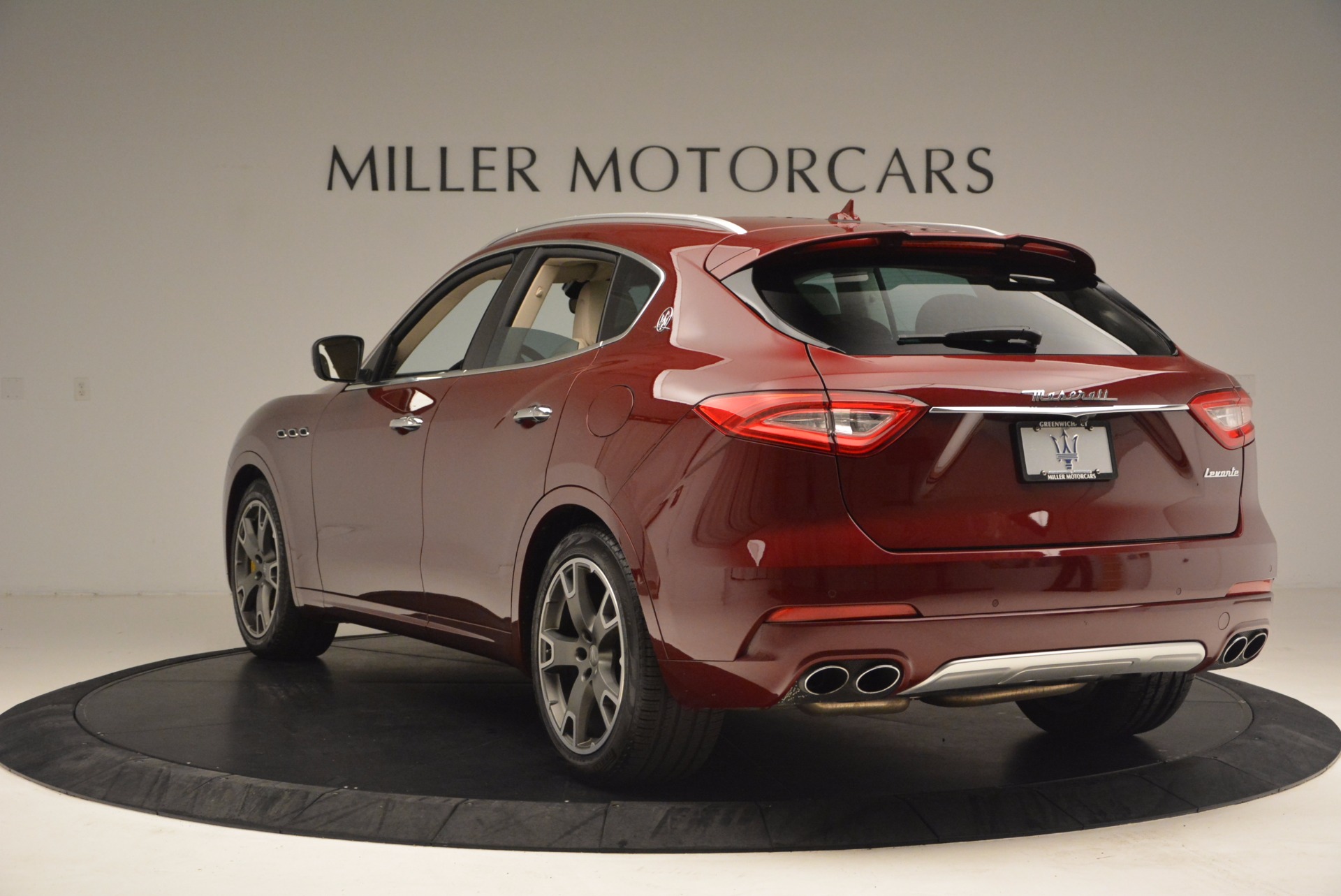 Used-2017-Maserati-Levante-S