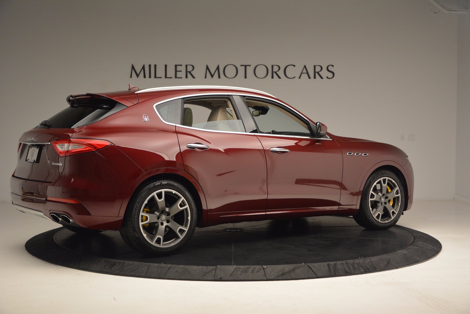 Used-2017-Maserati-Levante-S