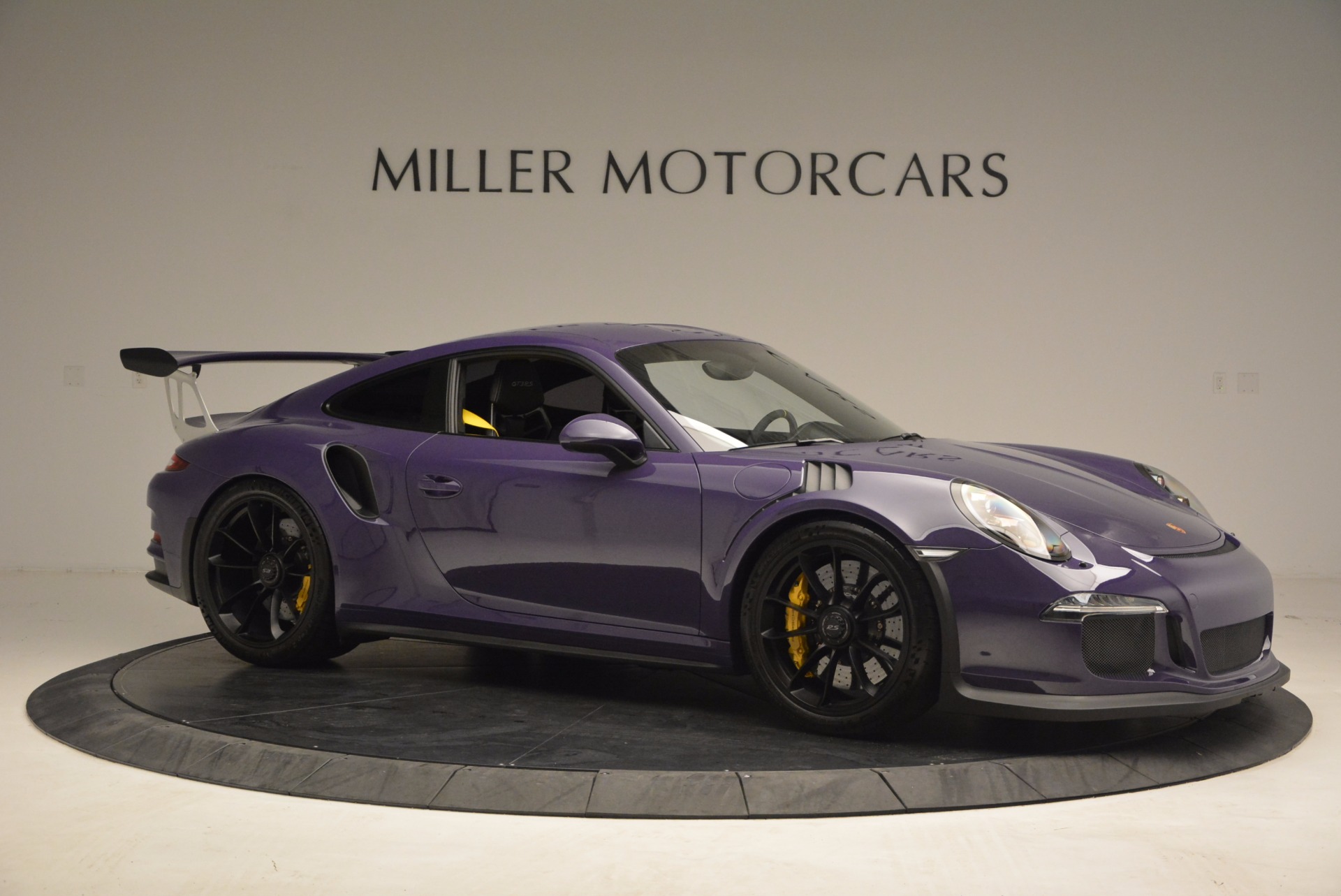 Used-2016-Porsche-911-GT3-RS